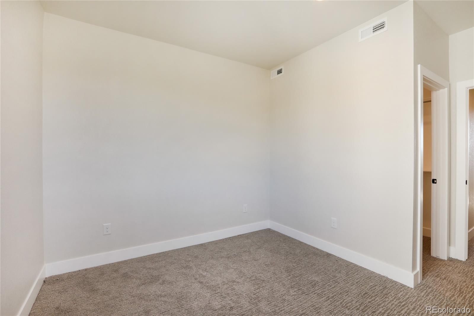MLS Image #13 for 3531 s emerson street,englewood, Colorado