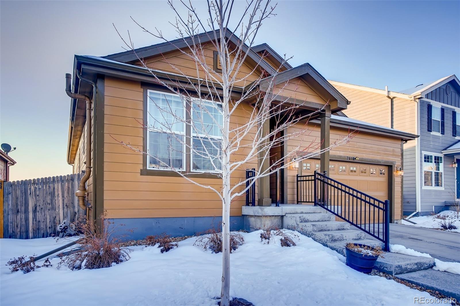 MLS Image #0 for 2032 s cathay way,aurora, Colorado