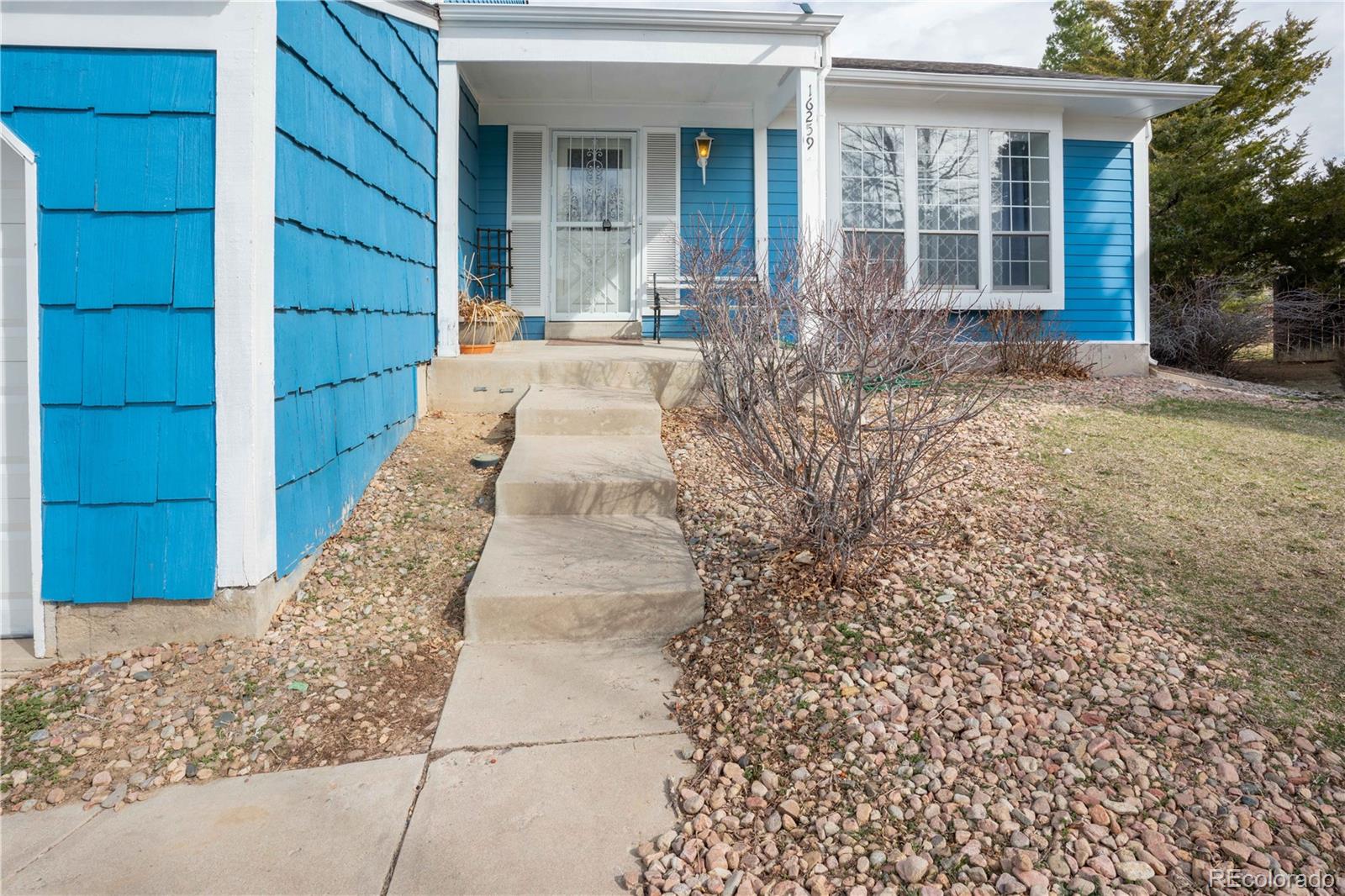 MLS Image #3 for 16259 e tennessee place,aurora, Colorado