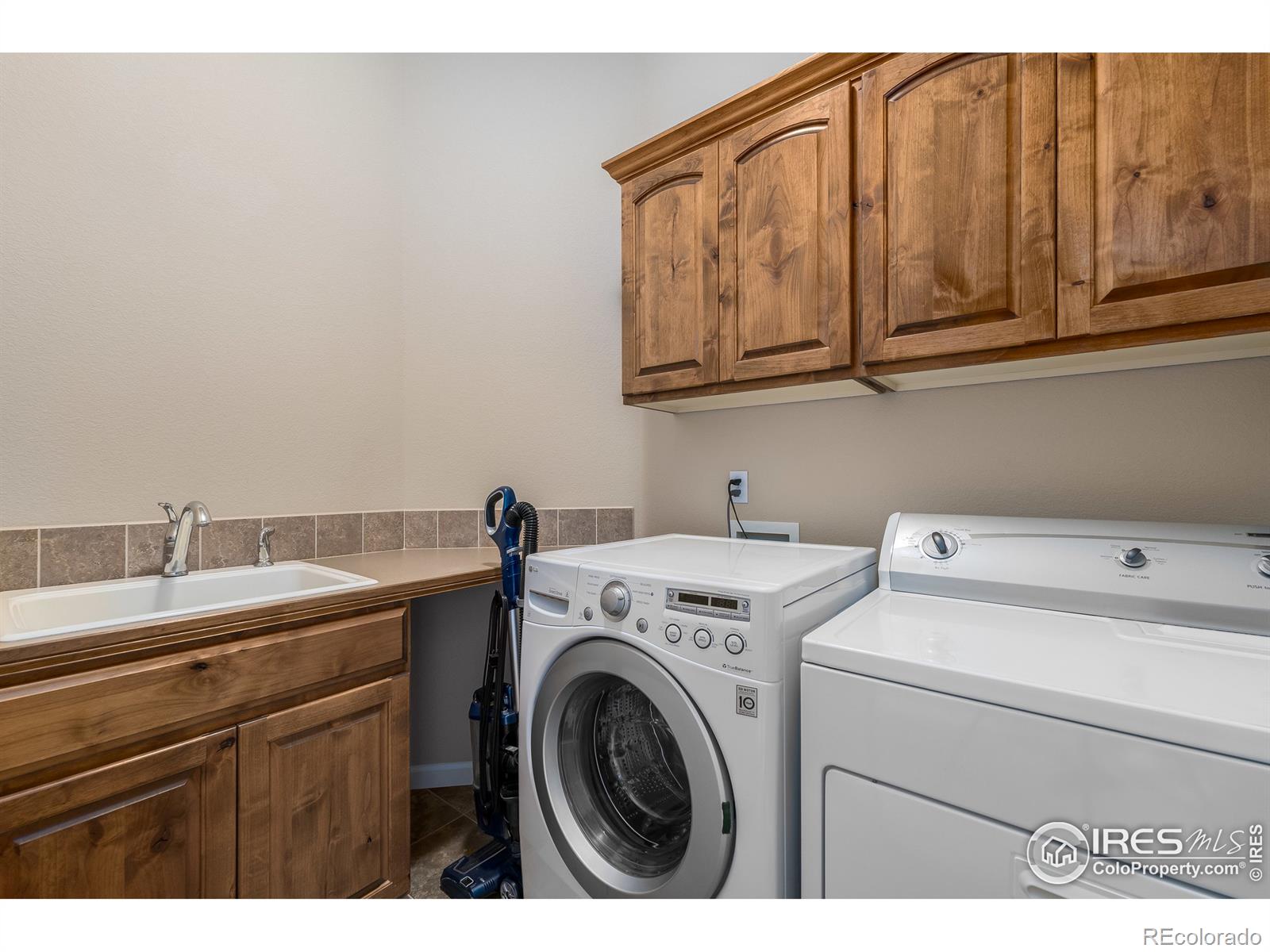 MLS Image #20 for 7305  caledonian court,windsor, Colorado