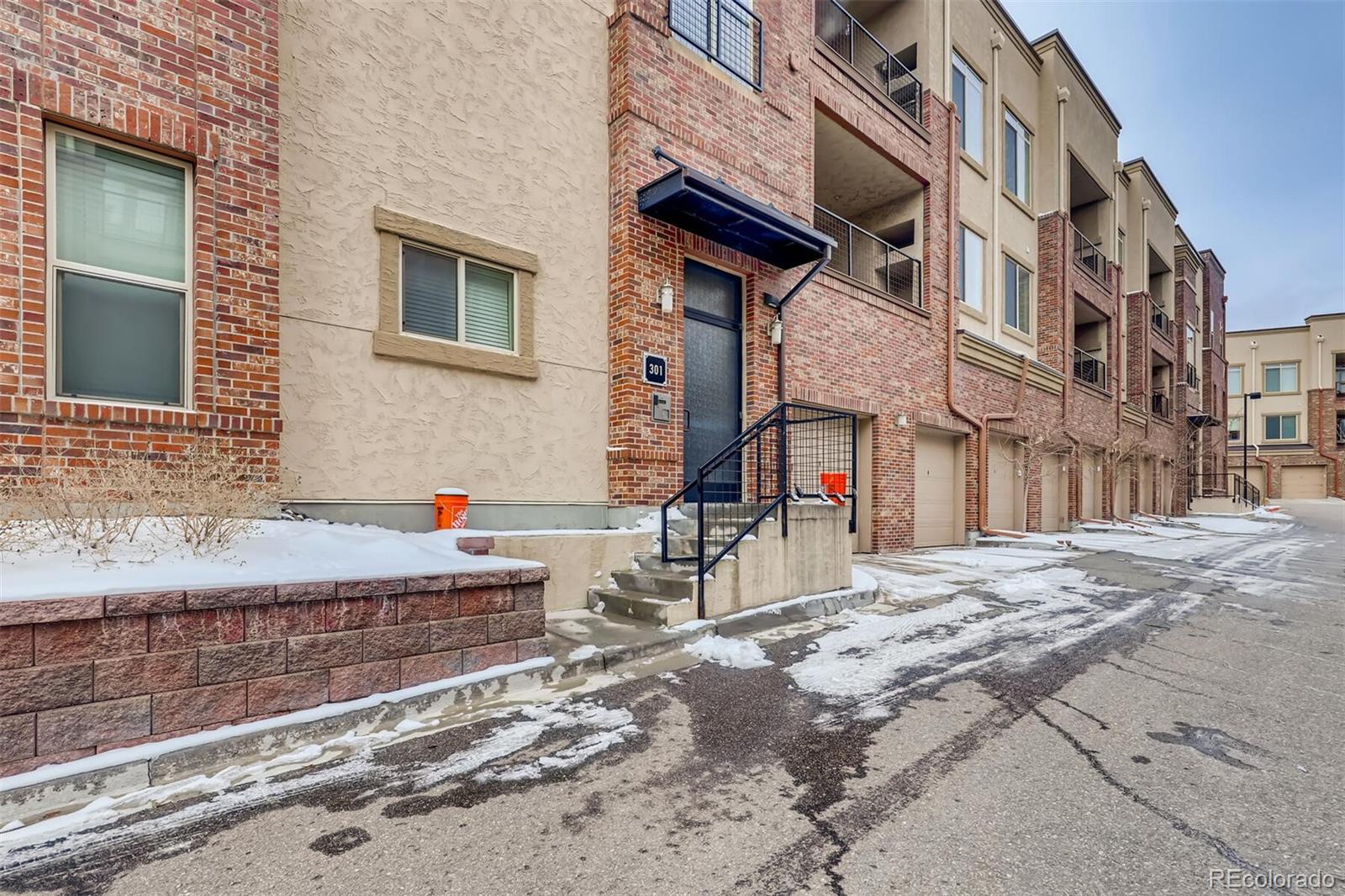 MLS Image #11 for 301  inverness way,englewood, Colorado