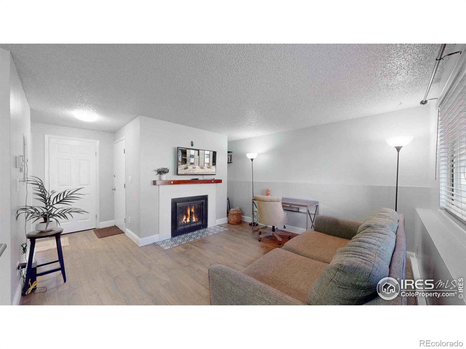 MLS Image #2 for 925  columbia road,fort collins, Colorado