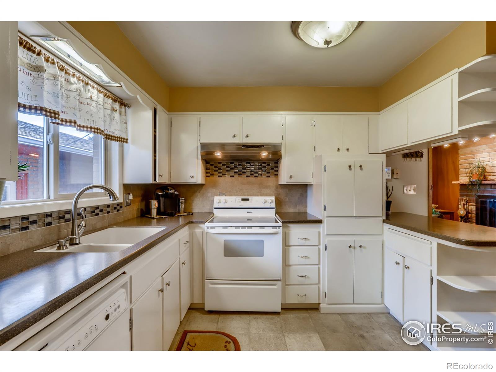 MLS Image #5 for 716  maple drive,loveland, Colorado