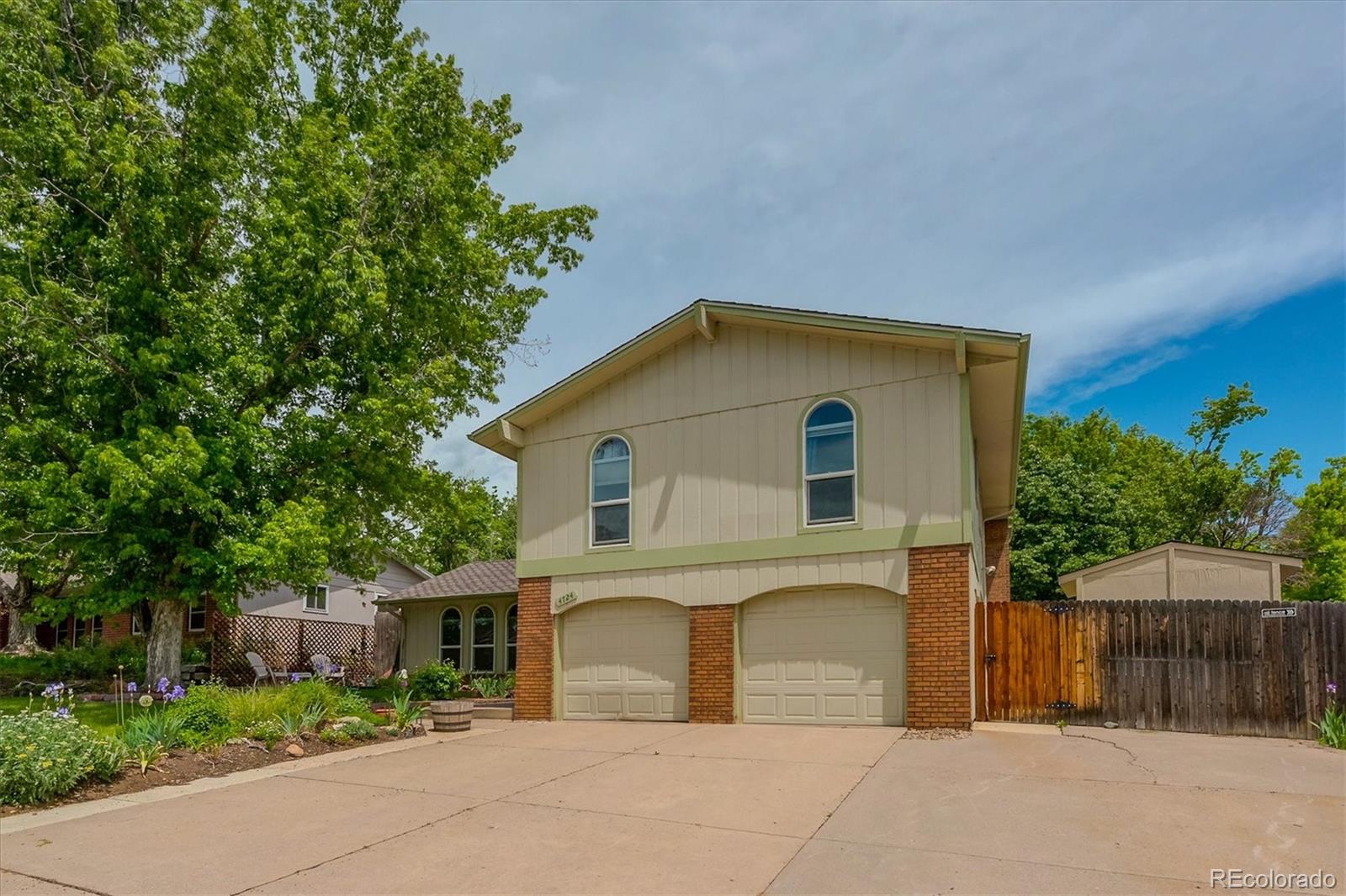 MLS Image #2 for 4724 s willow street,denver, Colorado