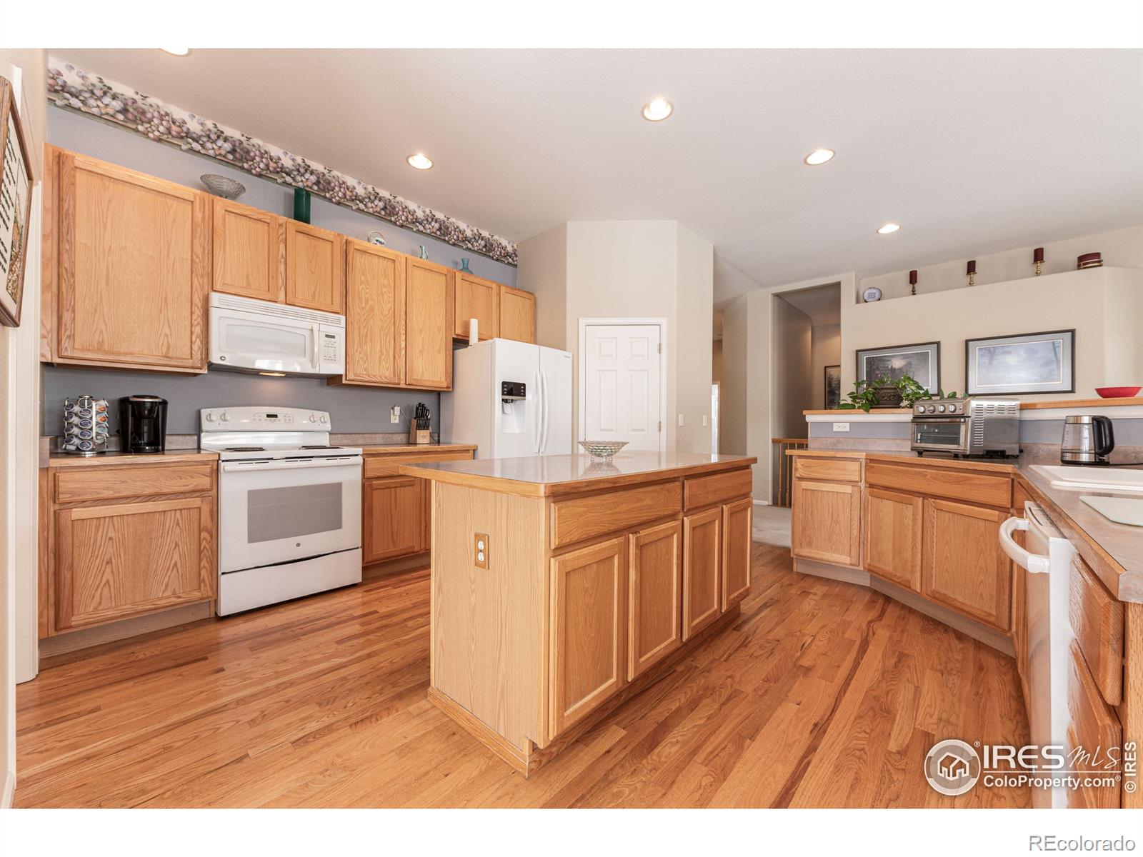 MLS Image #14 for 2185  willow brook circle,erie, Colorado