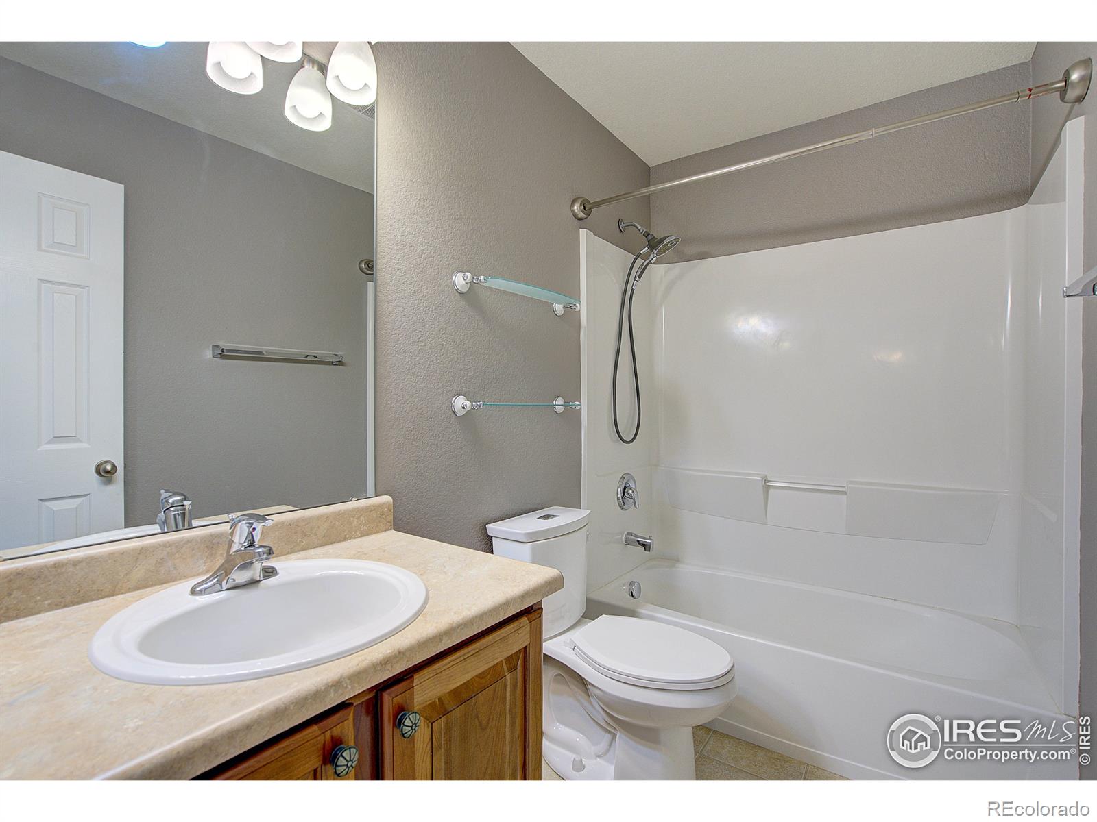 MLS Image #19 for 4054  don fox circle,loveland, Colorado