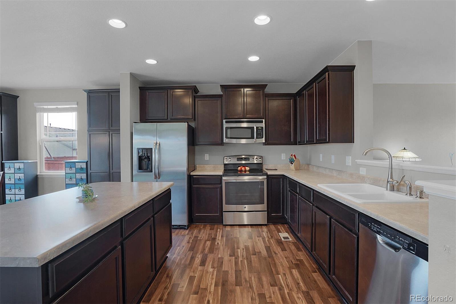 MLS Image #10 for 25501 e 2nd place,aurora, Colorado