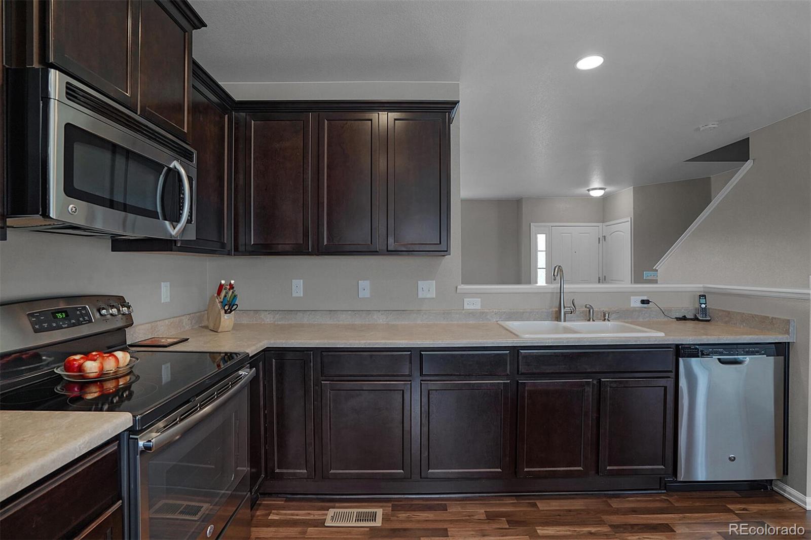 MLS Image #8 for 25501 e 2nd place,aurora, Colorado