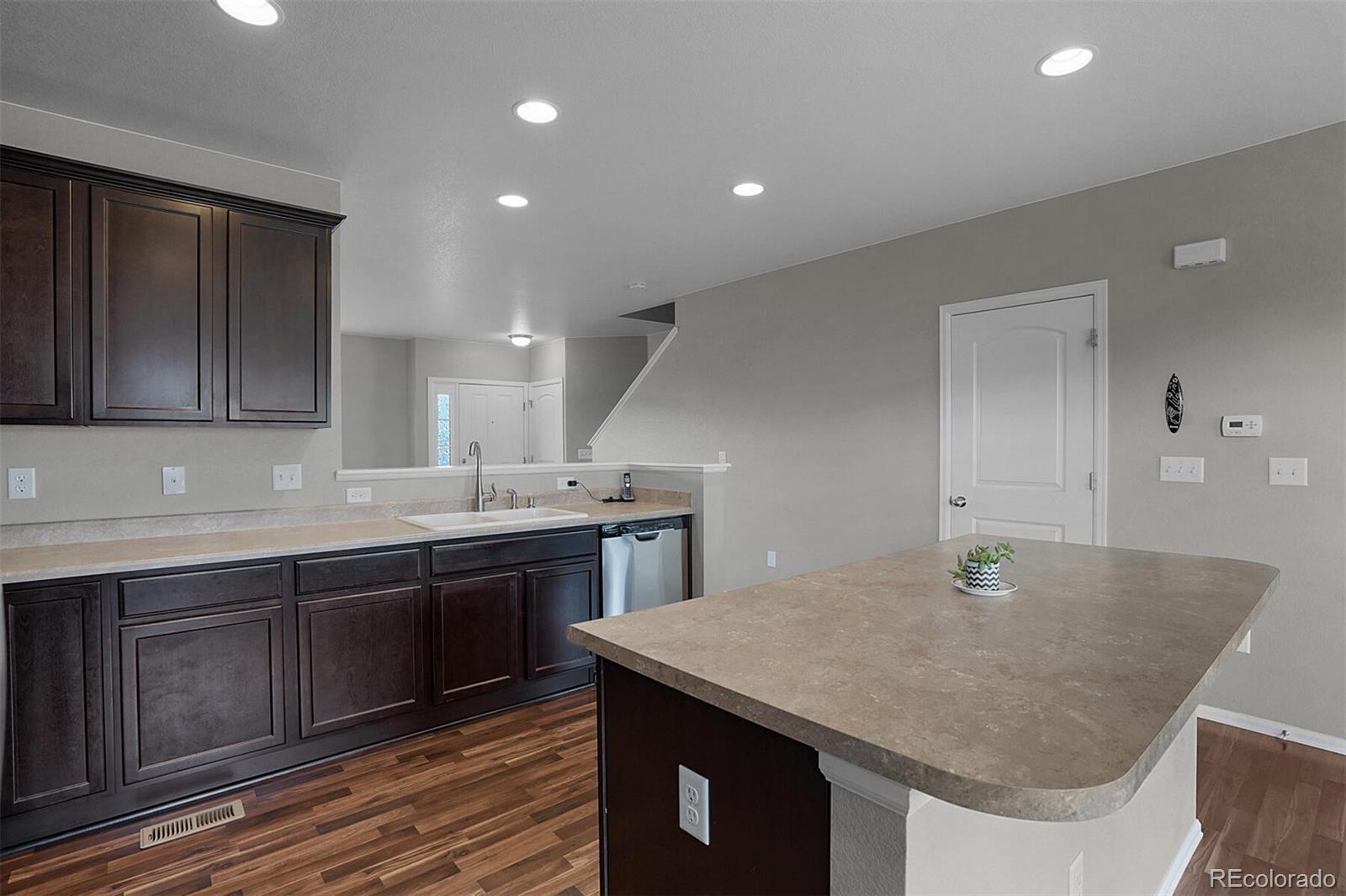 MLS Image #9 for 25501 e 2nd place,aurora, Colorado