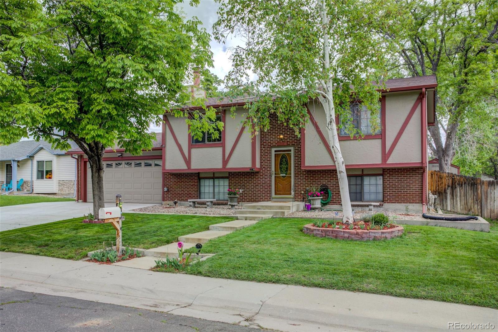 MLS Image #0 for 3816 s pitkin circle,aurora, Colorado