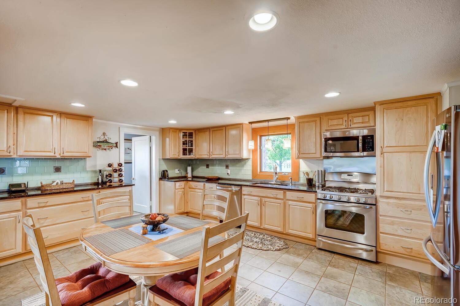 MLS Image #10 for 14500  county road 7 ,mead, Colorado