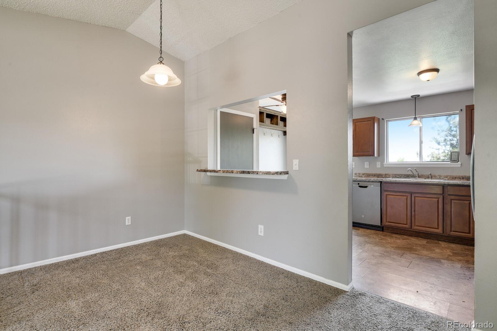 MLS Image #3 for 435  winter park lane,colorado springs, Colorado