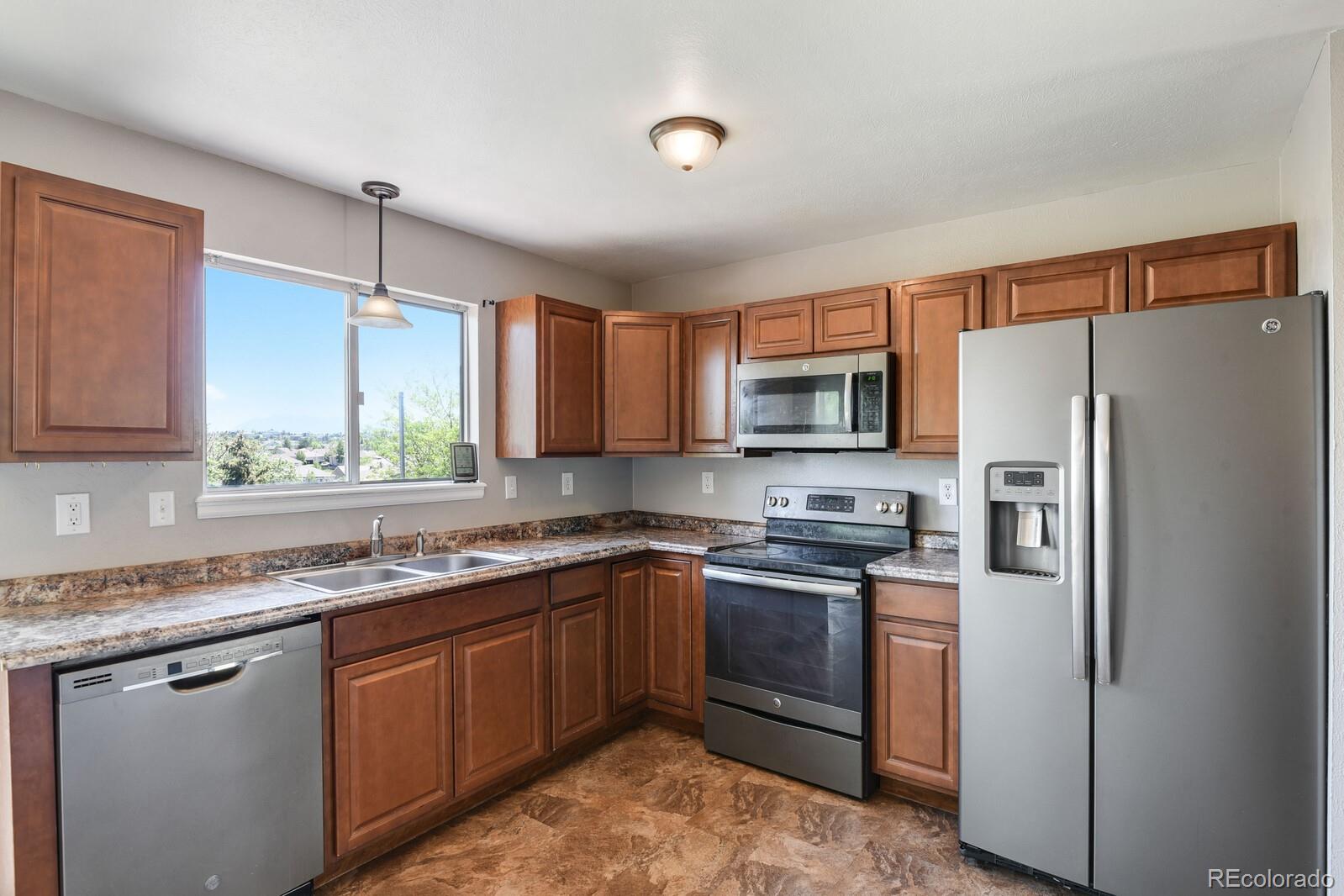 MLS Image #8 for 435  winter park lane,colorado springs, Colorado