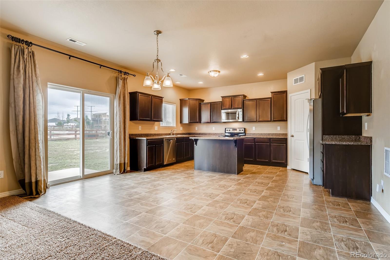 MLS Image #4 for 7158  honeycomb drive,peyton, Colorado