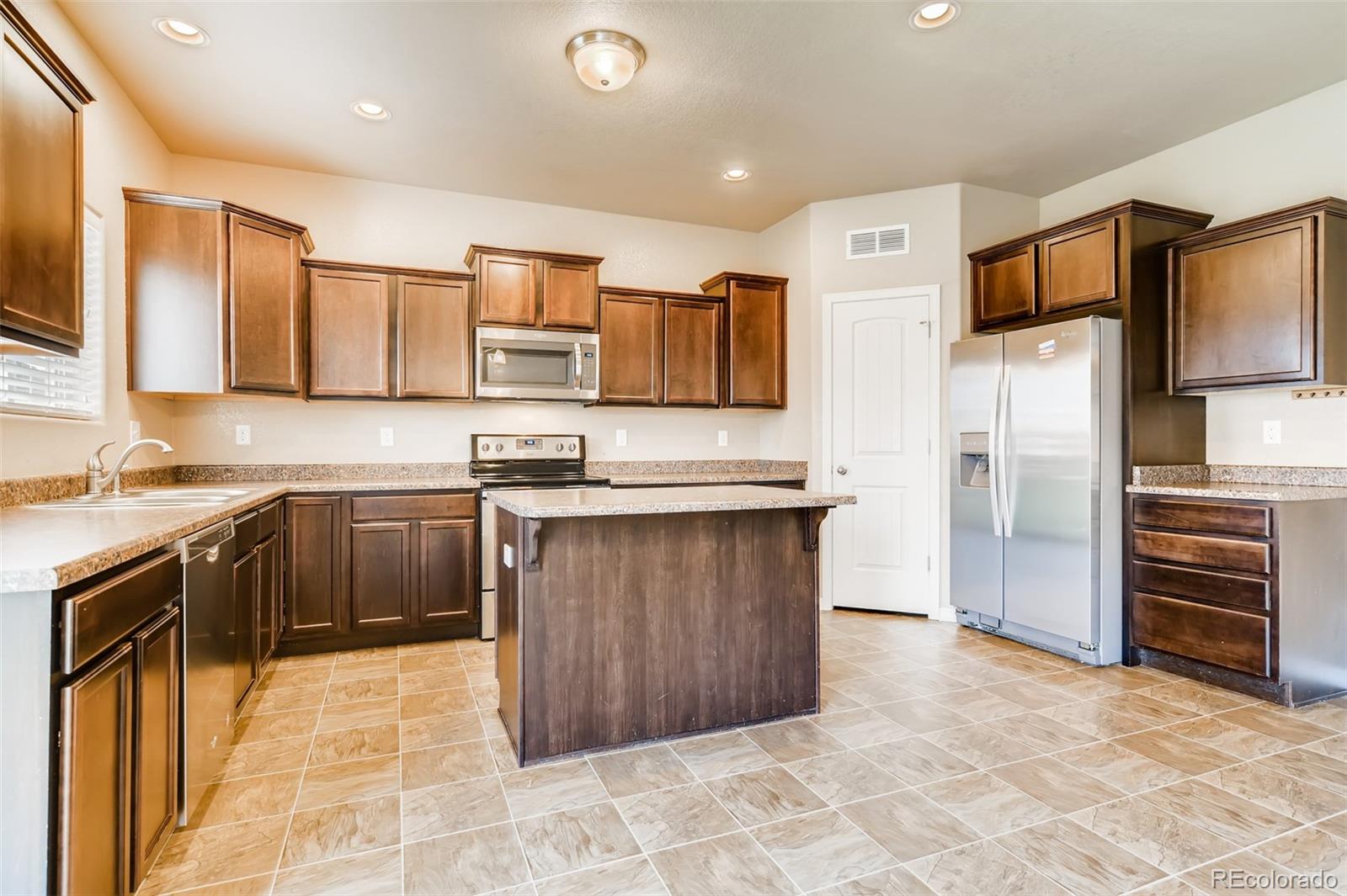 MLS Image #6 for 7158  honeycomb drive,peyton, Colorado