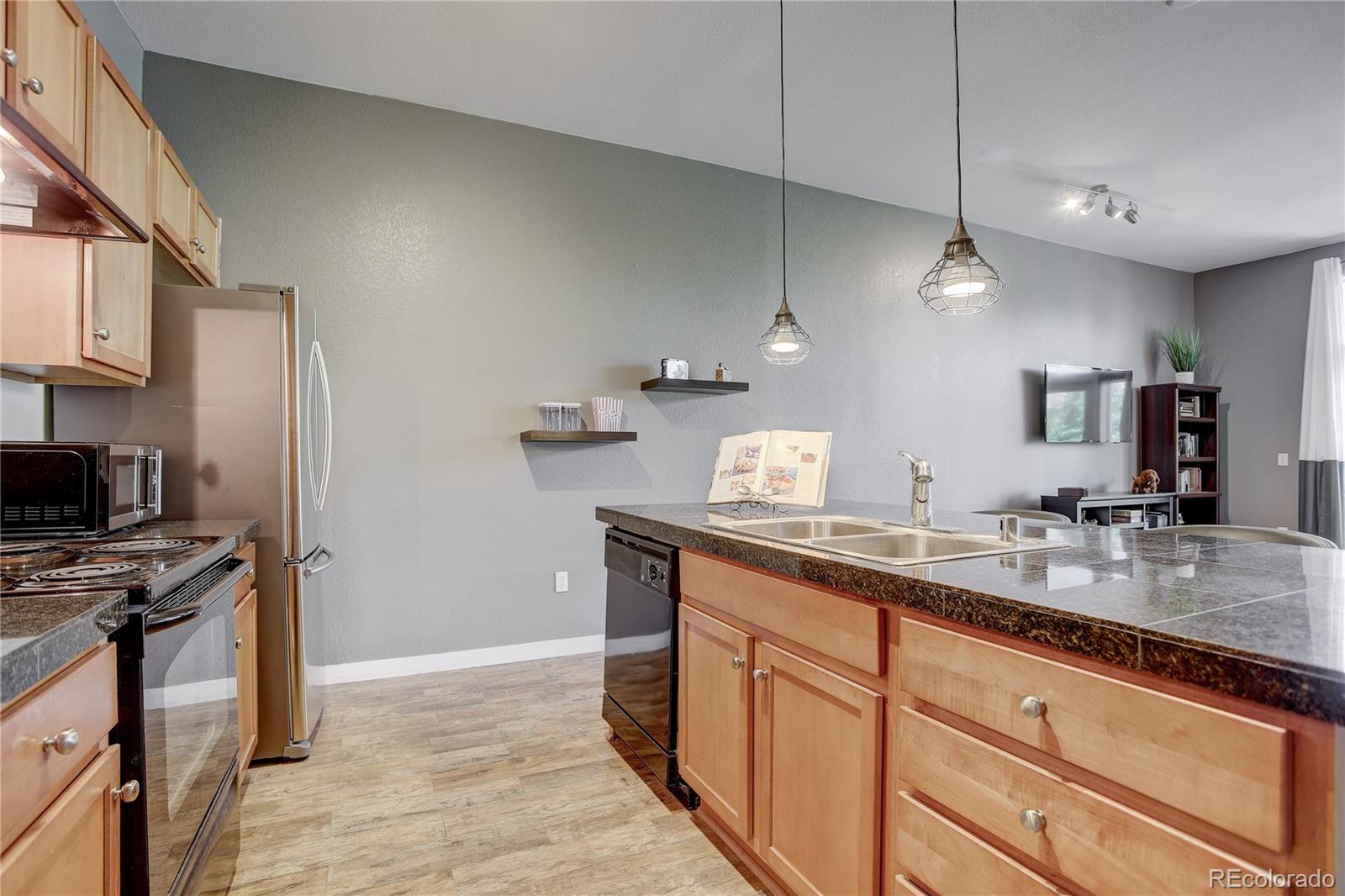 MLS Image #11 for 7240 w custer avenue 212,lakewood, Colorado