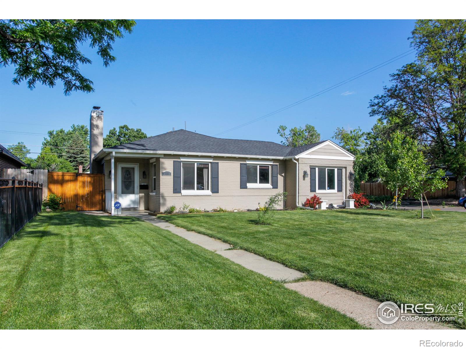 MLS Image #2 for 2359  newport street,denver, Colorado