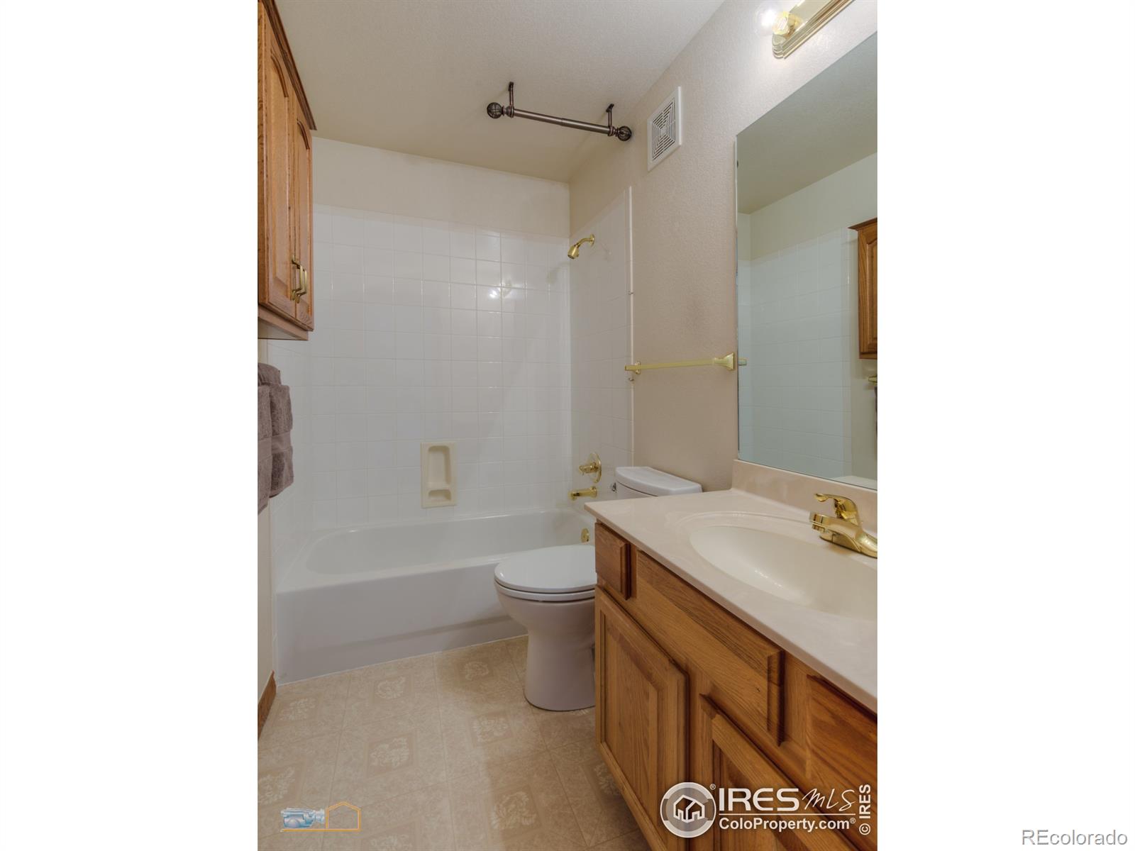 MLS Image #32 for 1602  oak ridge lane,longmont, Colorado