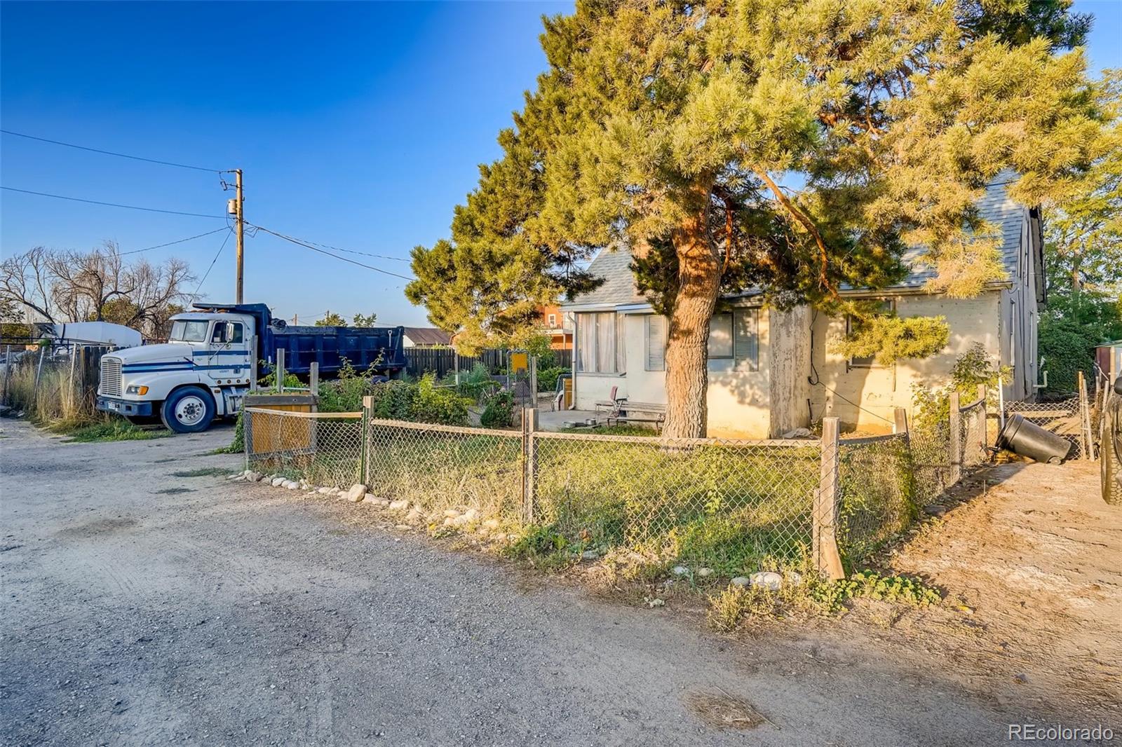 MLS Image #2 for 8461  uinta street,commerce city, Colorado