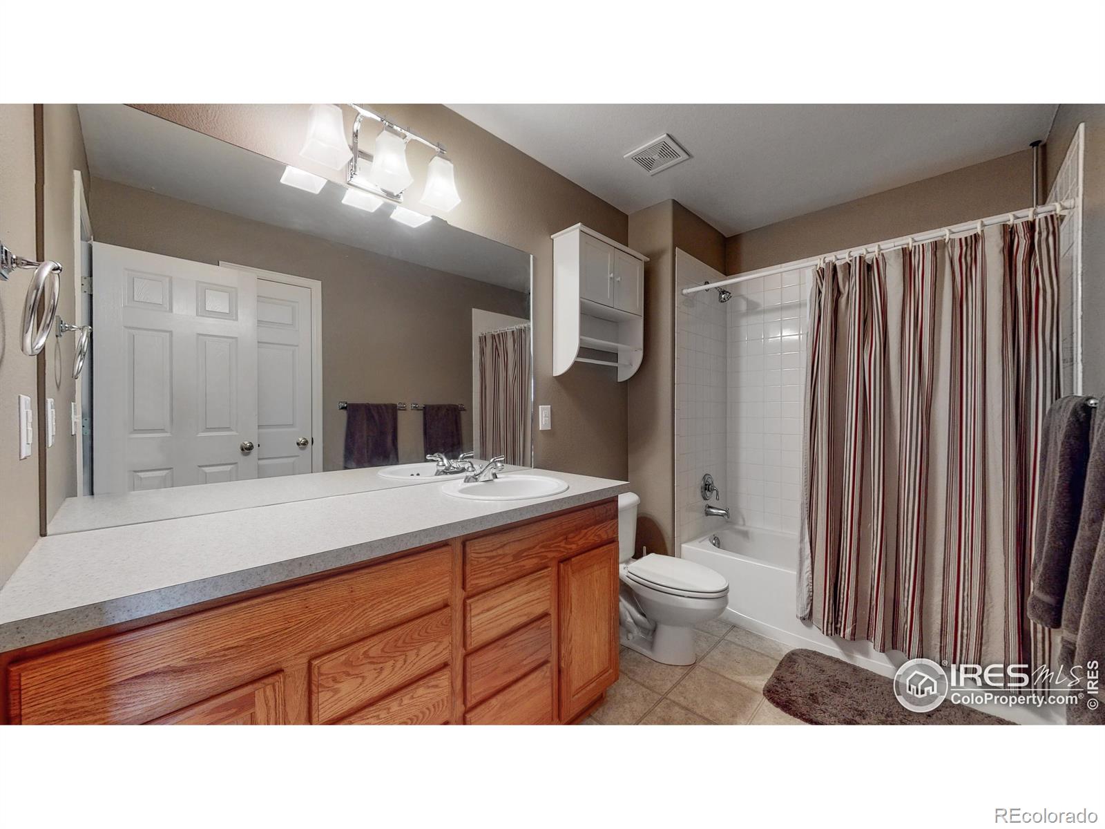 MLS Image #19 for 5941  twin wash square,fort collins, Colorado