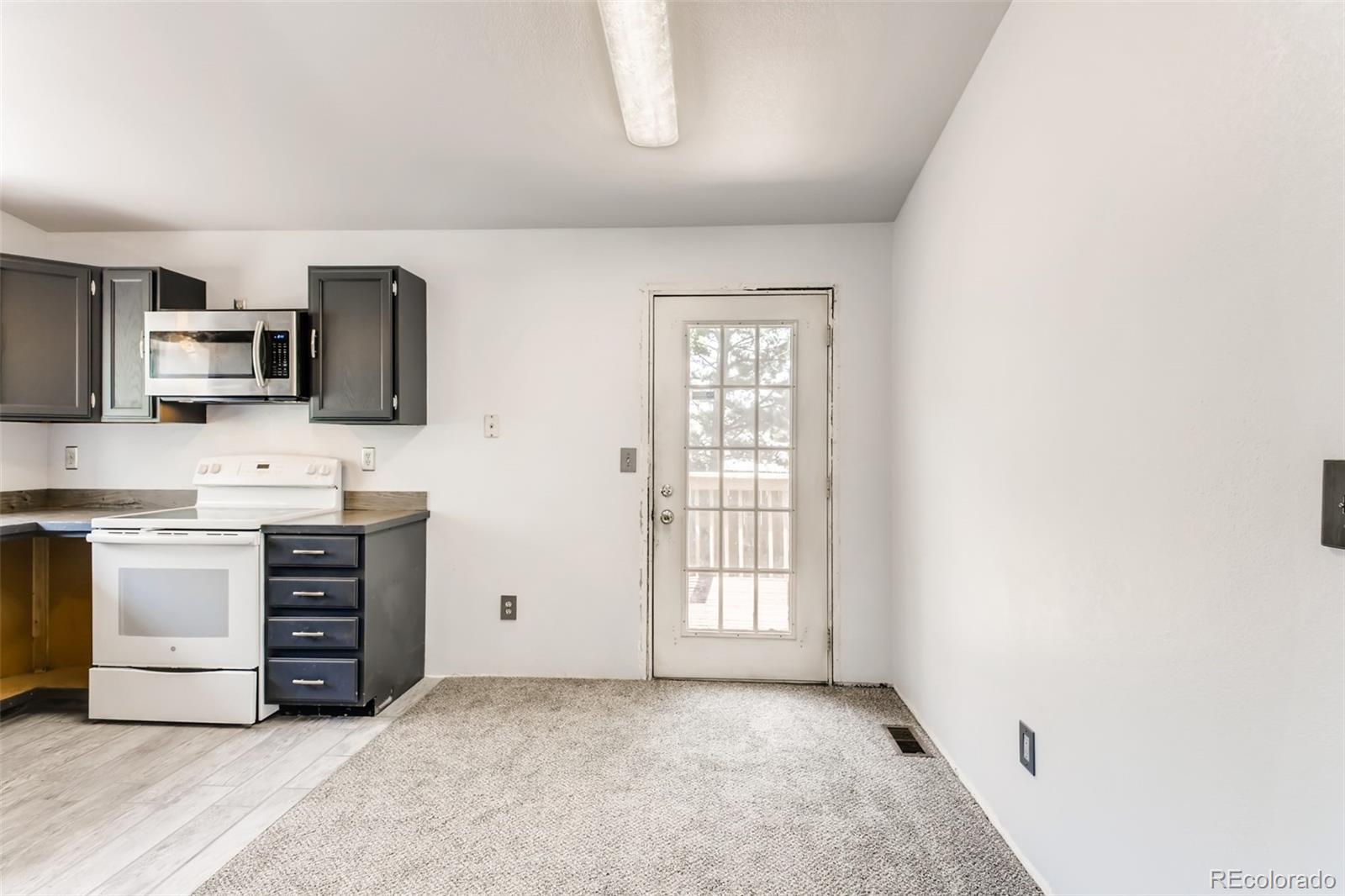 MLS Image #14 for 6229  zenobia court,arvada, Colorado