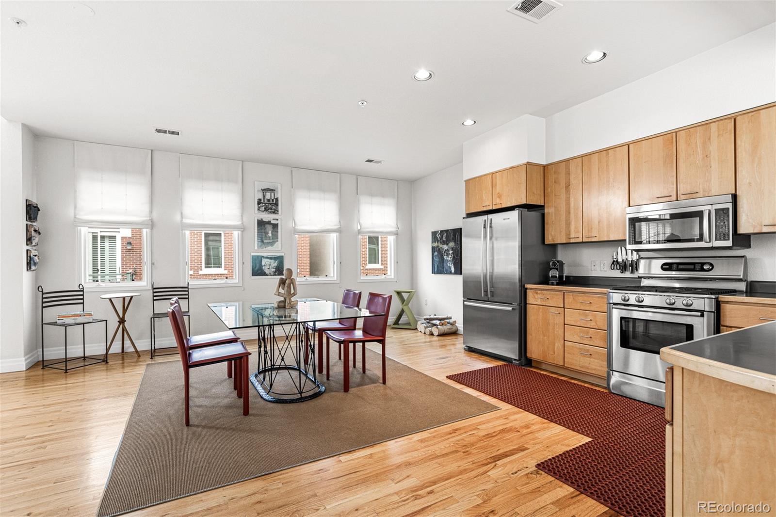 MLS Image #6 for 3644 e ellsworth avenue,denver, Colorado