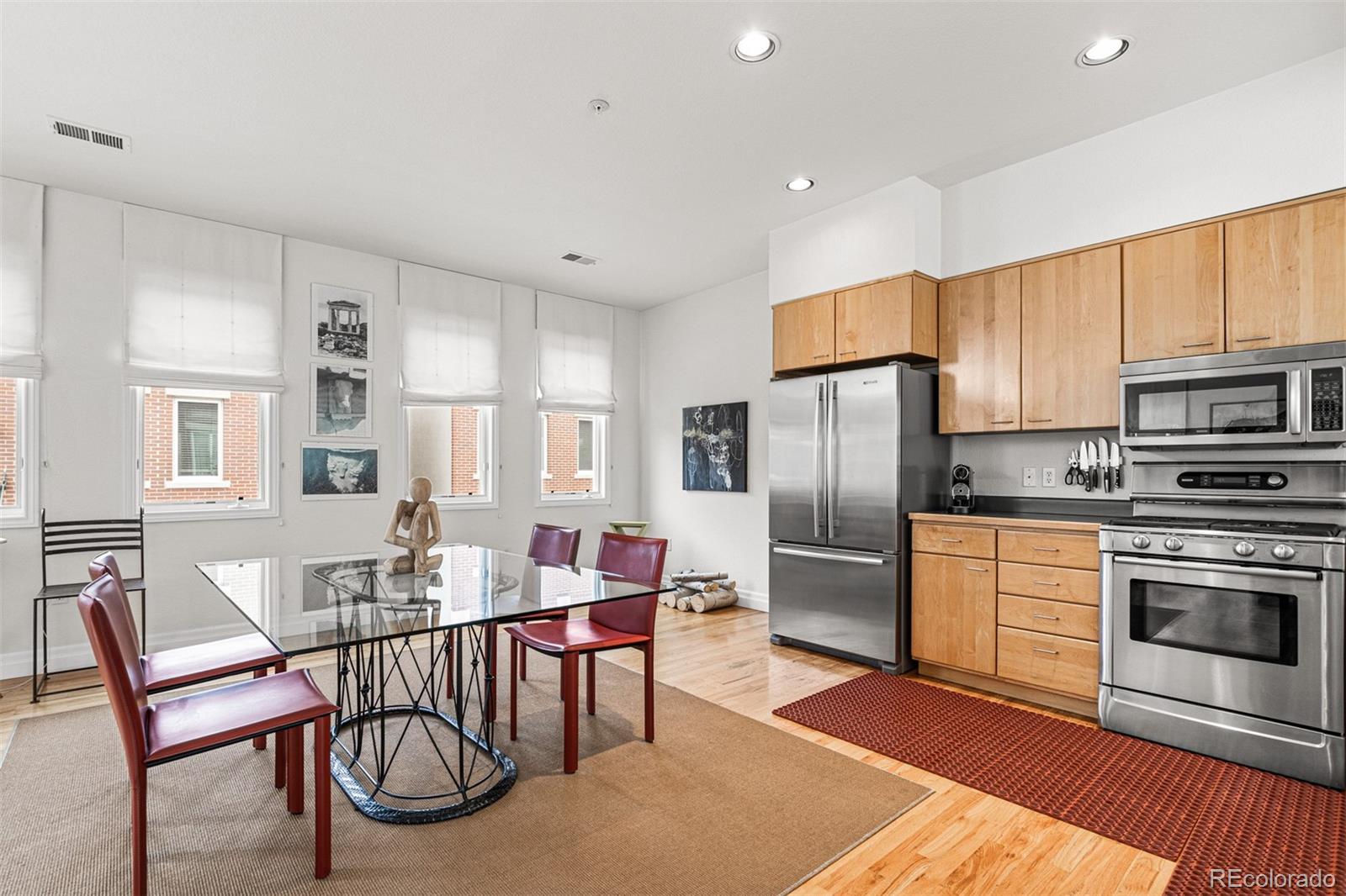 MLS Image #7 for 3644 e ellsworth avenue,denver, Colorado