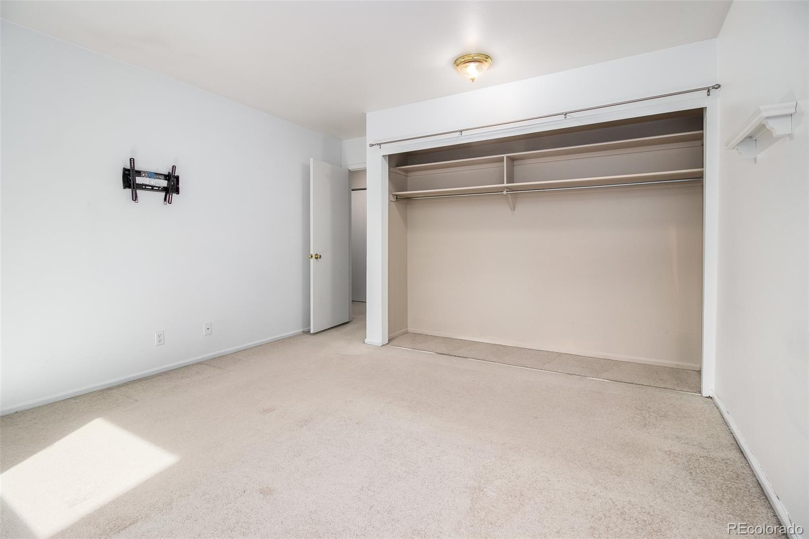 MLS Image #3 for 4577 w ponds circle,littleton, Colorado