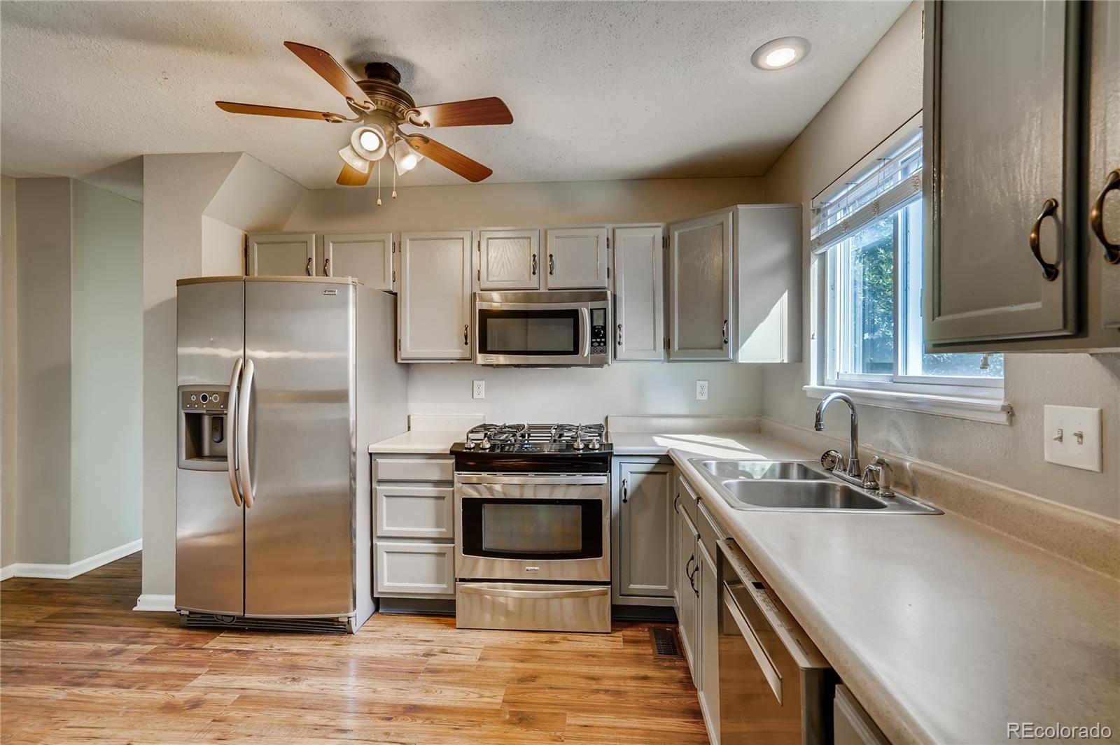 MLS Image #10 for 8542  ward court,arvada, Colorado