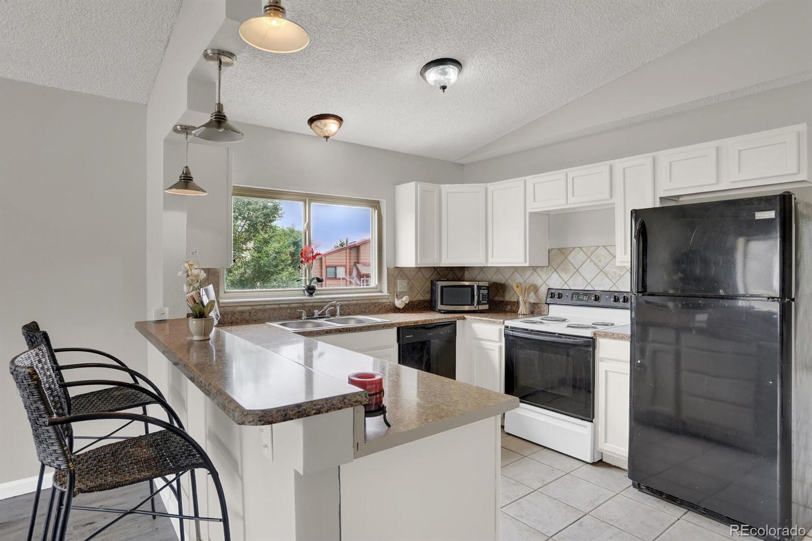 MLS Image #8 for 2610  fredricksburg drive,colorado springs, Colorado