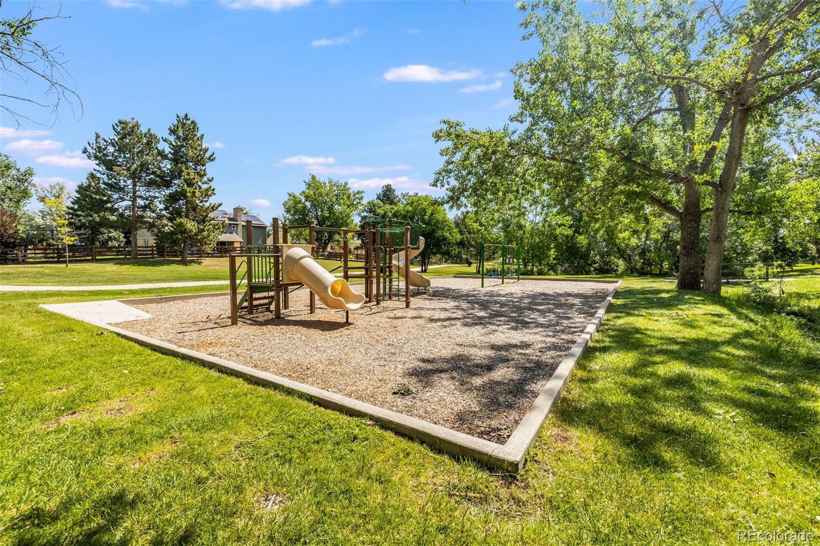 MLS Image #38 for 10515 e spanish peak ,littleton, Colorado