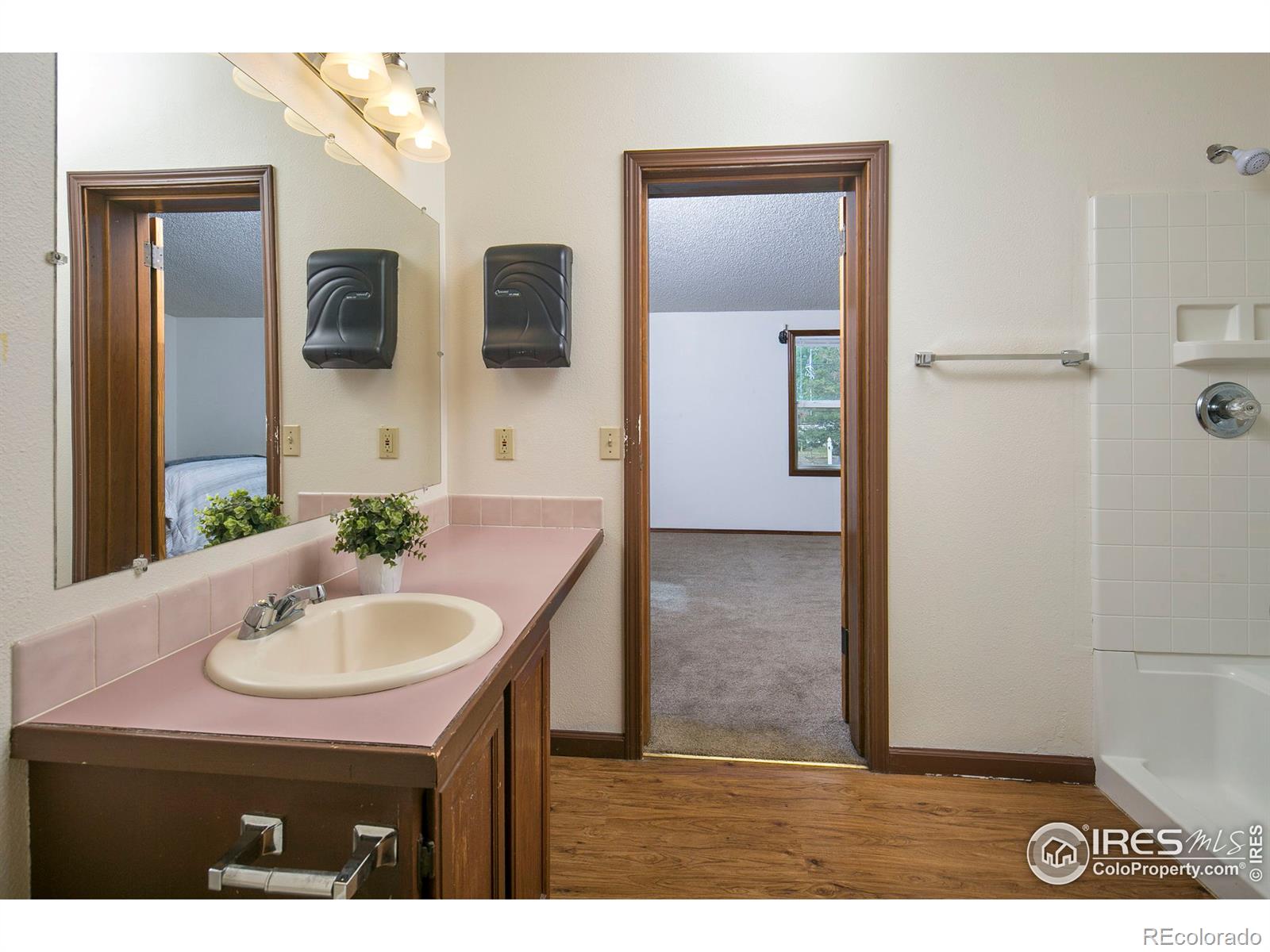 MLS Image #12 for 1831 e 16th street,greeley, Colorado