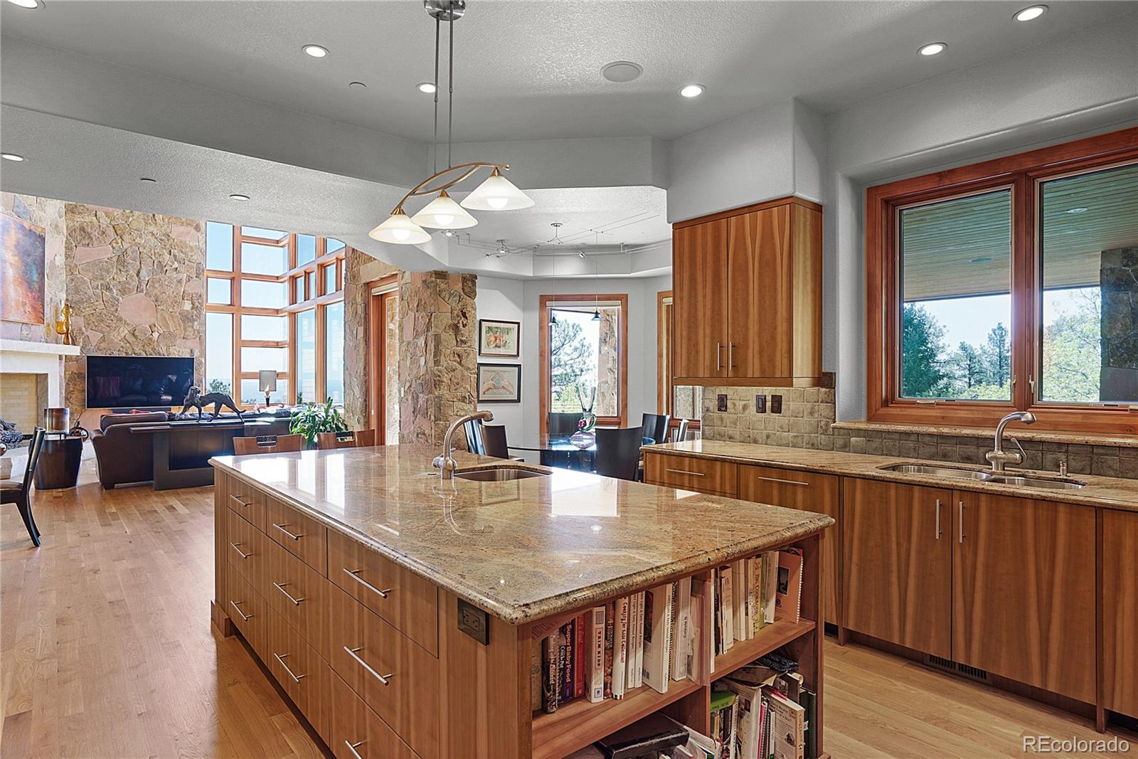 MLS Image #20 for 2325  stratton woods view,colorado springs, Colorado