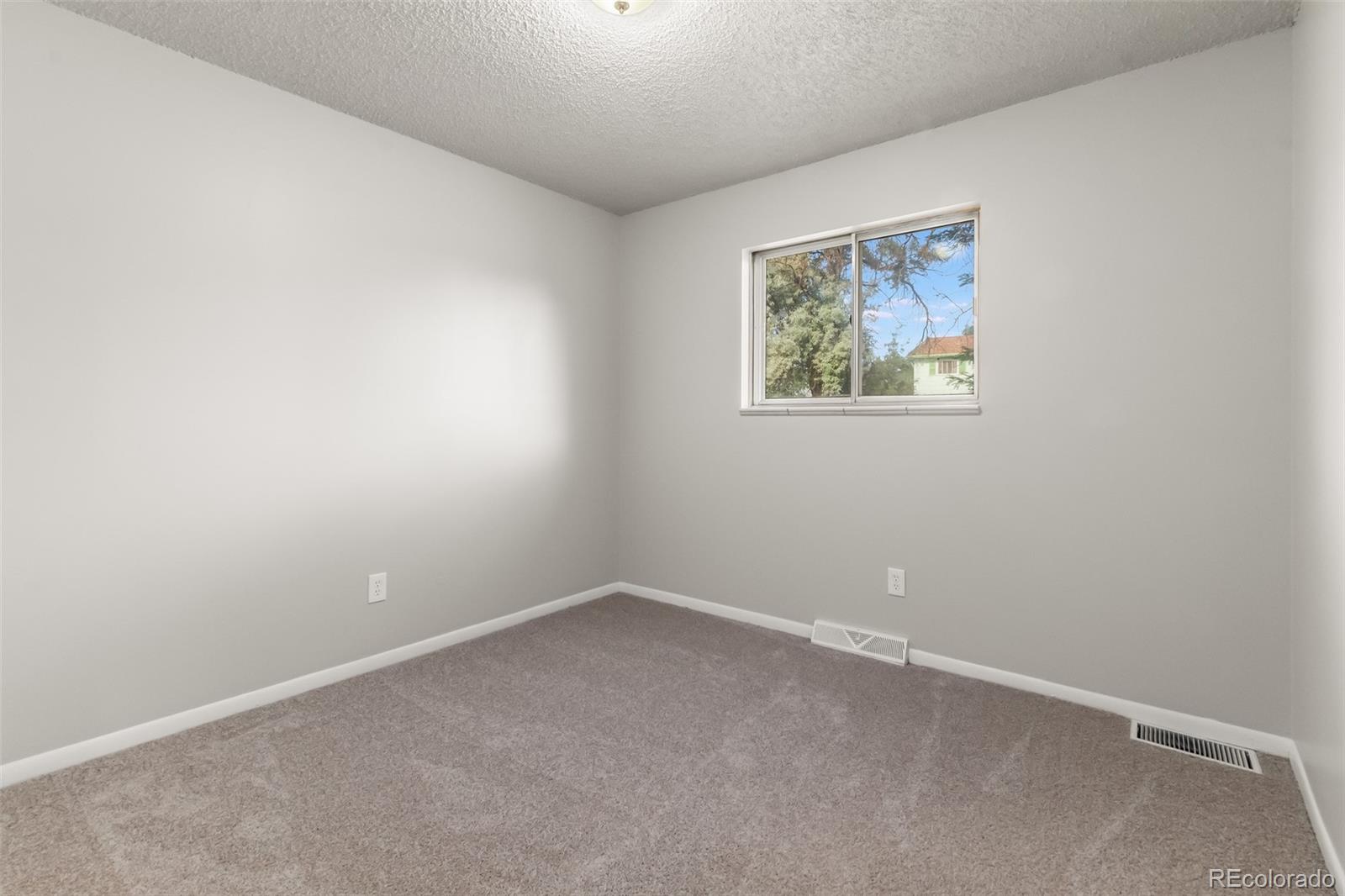 MLS Image #14 for 1144  olathe street,aurora, Colorado