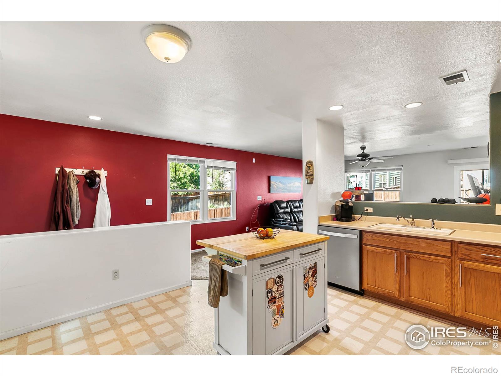 MLS Image #7 for 872  mockingbird lane,brighton, Colorado