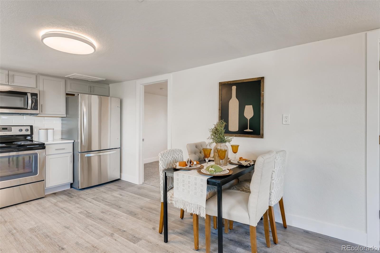 MLS Image #9 for 2995 s zuni street,denver, Colorado