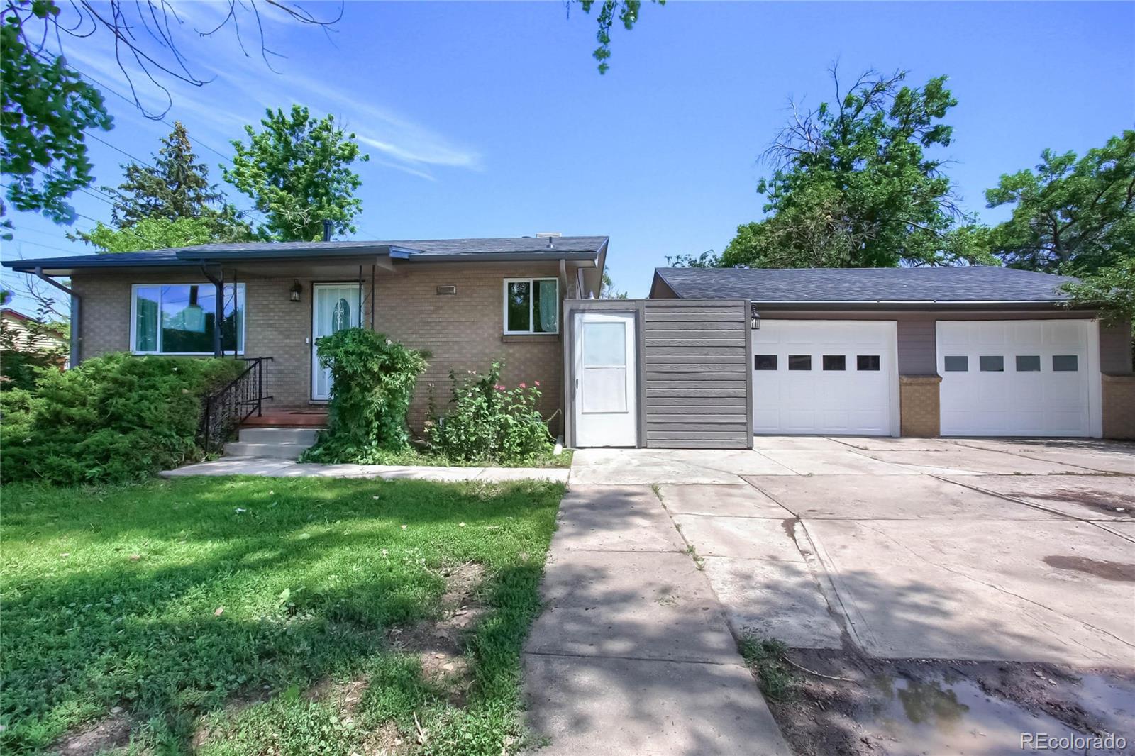 MLS Image #2 for 810 s sheridan boulevard,denver, Colorado