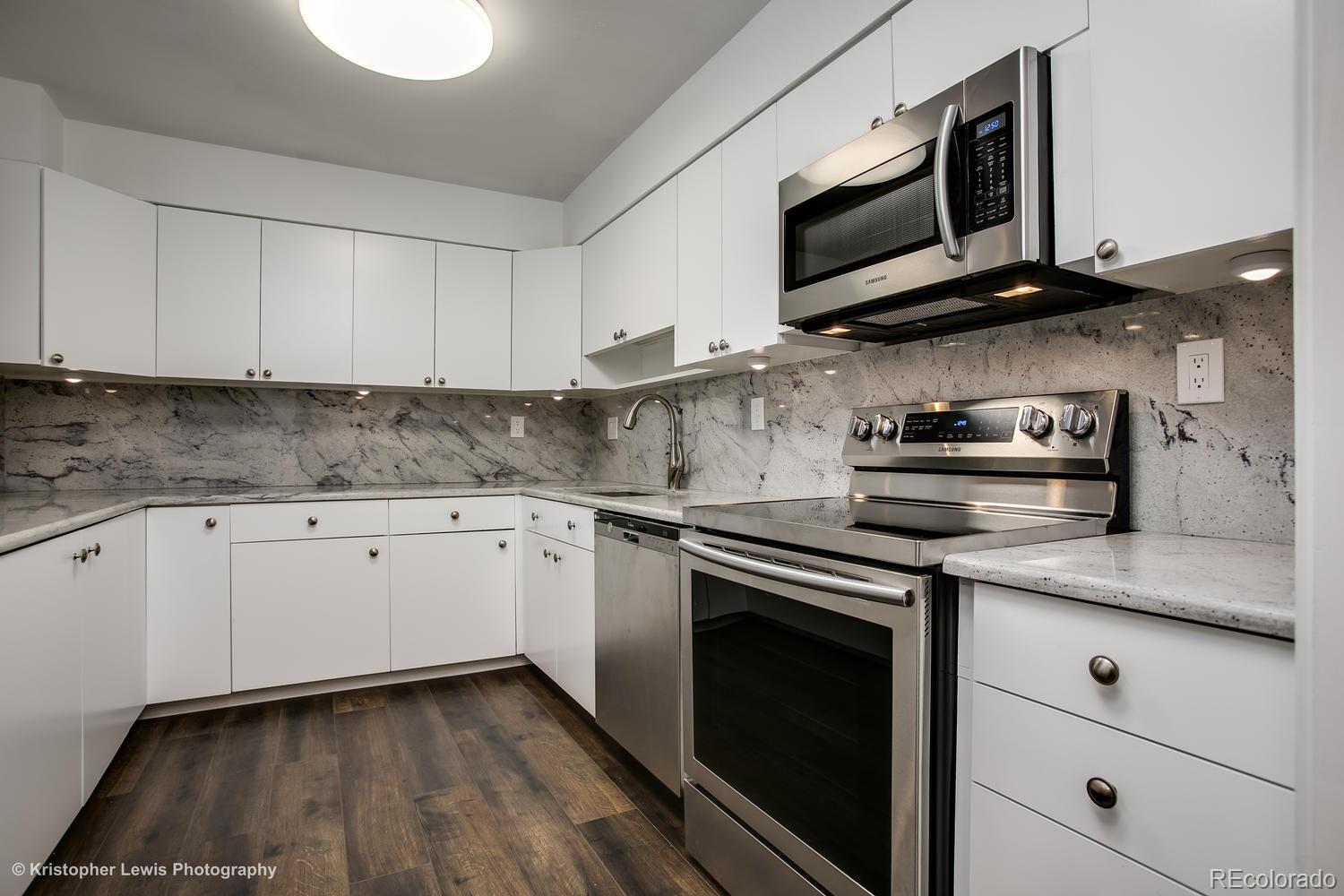 MLS Image #4 for 1551  larimer street,denver, Colorado