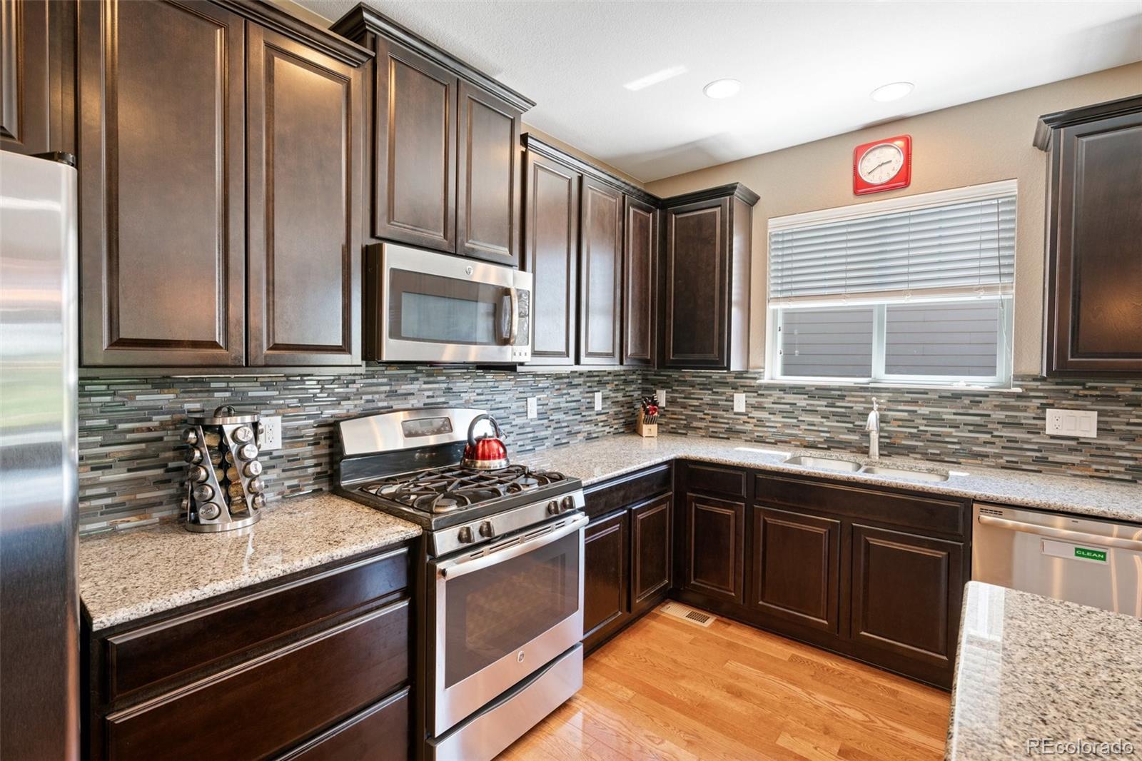 MLS Image #15 for 15481  coopers hawk way,parker, Colorado