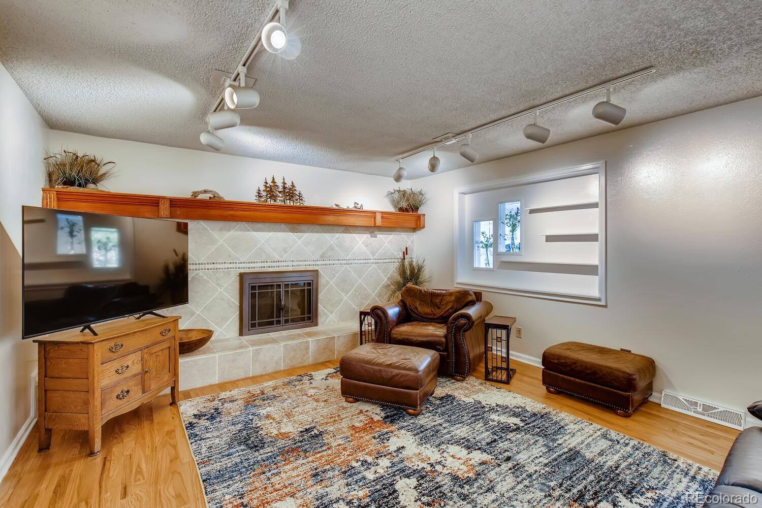 MLS Image #4 for 5321 s nelson street,littleton, Colorado