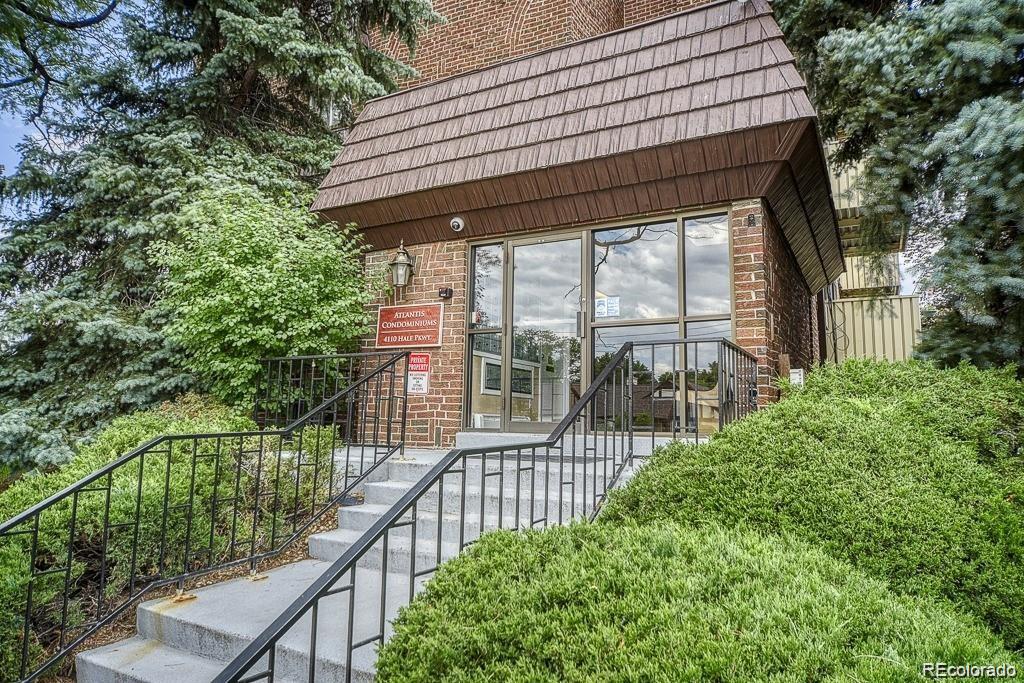 MLS Image #16 for 4110  hale parkway,denver, Colorado