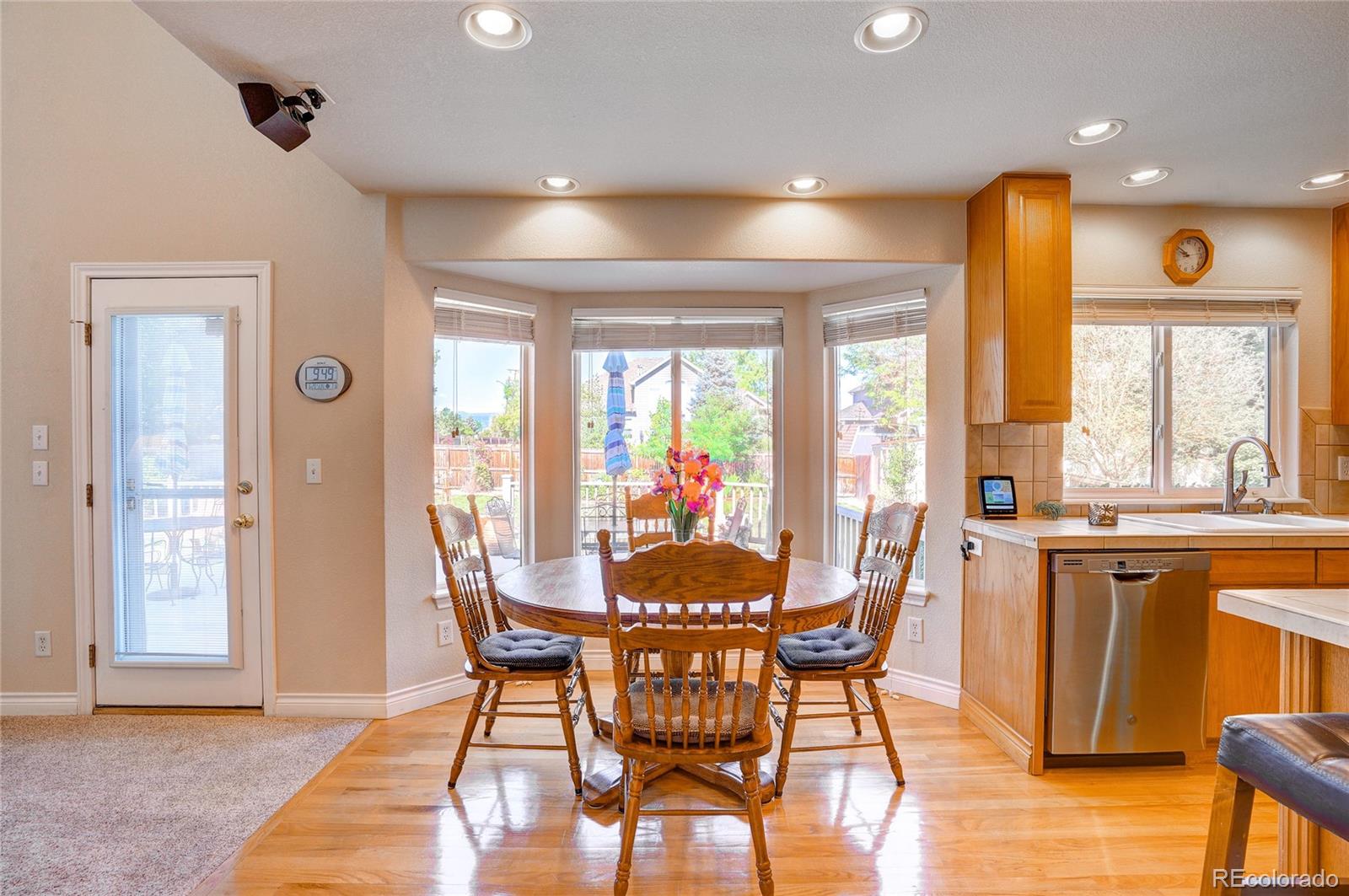 MLS Image #11 for 8207  swadley court,arvada, Colorado