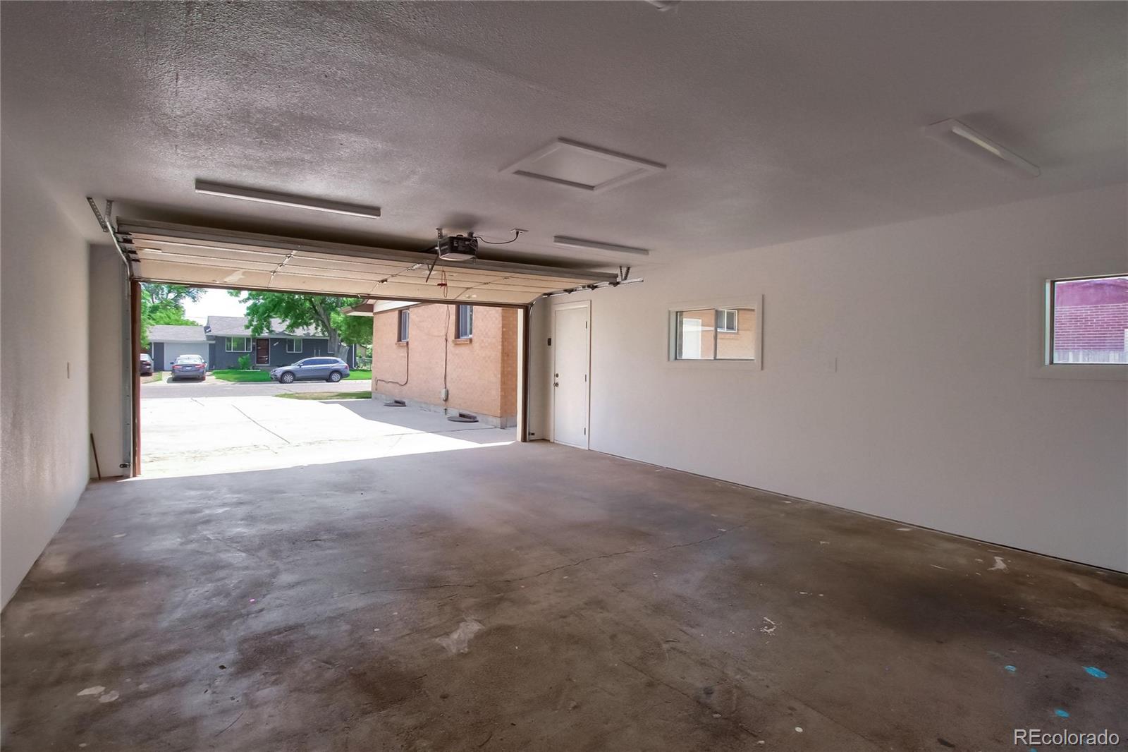 MLS Image #39 for 6181  small drive,commerce city, Colorado