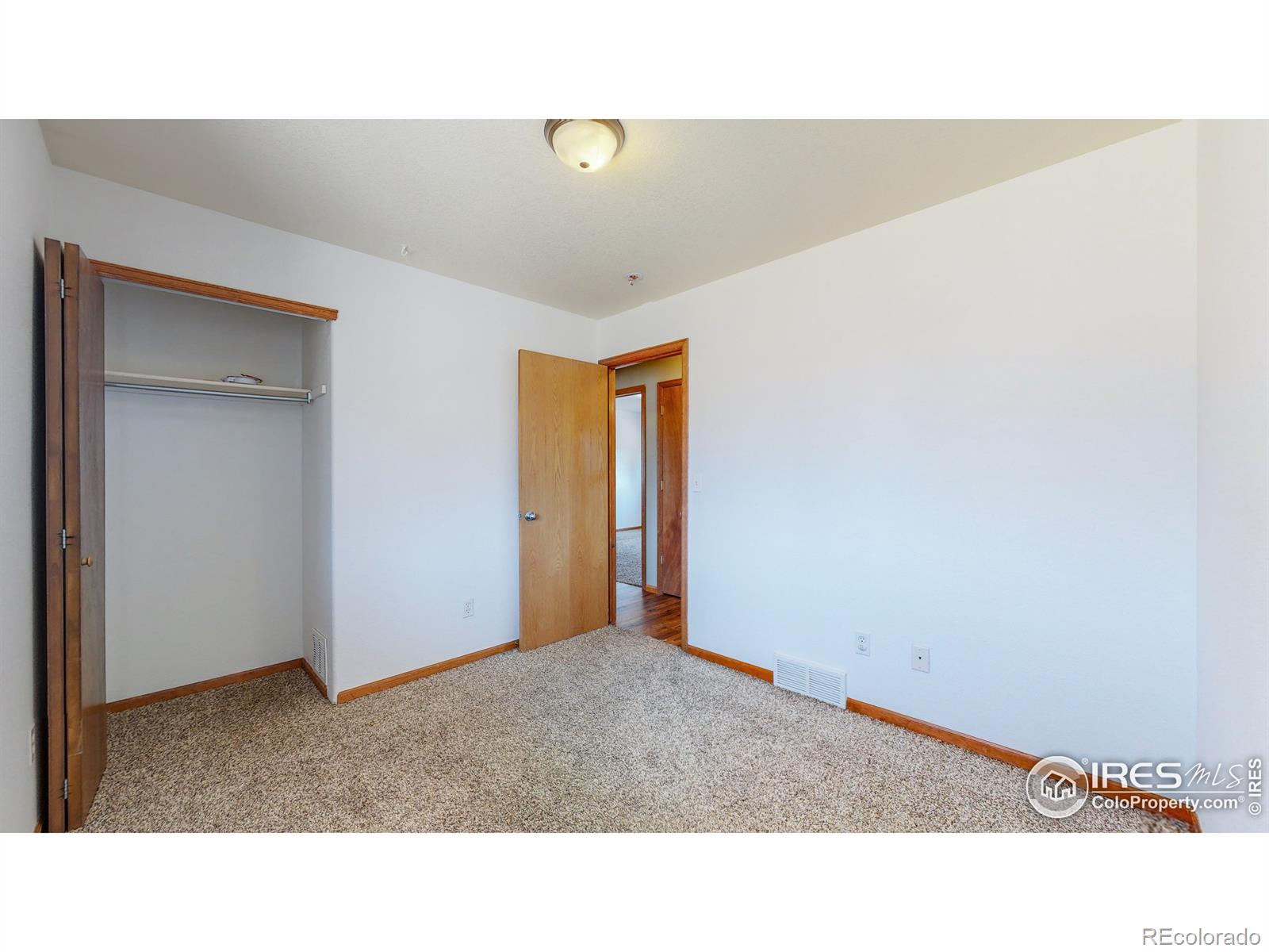 MLS Image #11 for 675 e 4th st rd,eaton, Colorado