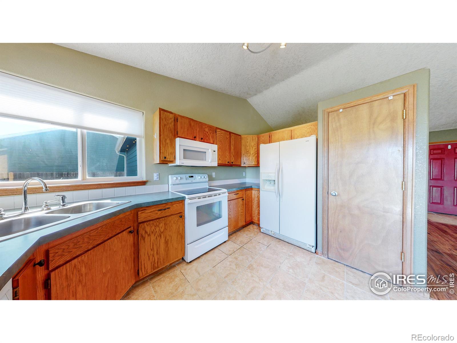 MLS Image #3 for 675 e 4th st rd,eaton, Colorado