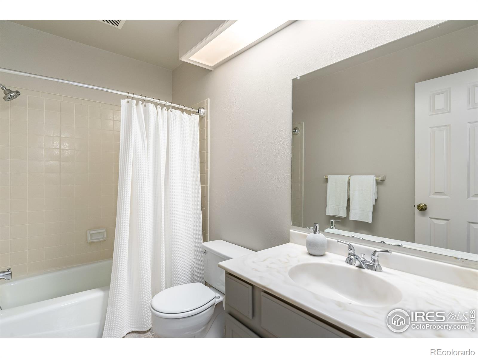 MLS Image #17 for 1004  sailors reef ,fort collins, Colorado