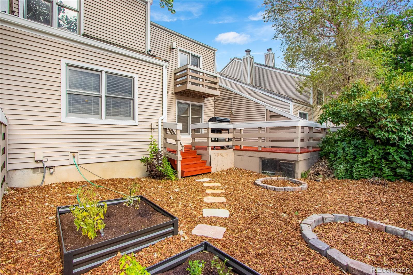 MLS Image #26 for 2212 s yosemite circle,denver, Colorado