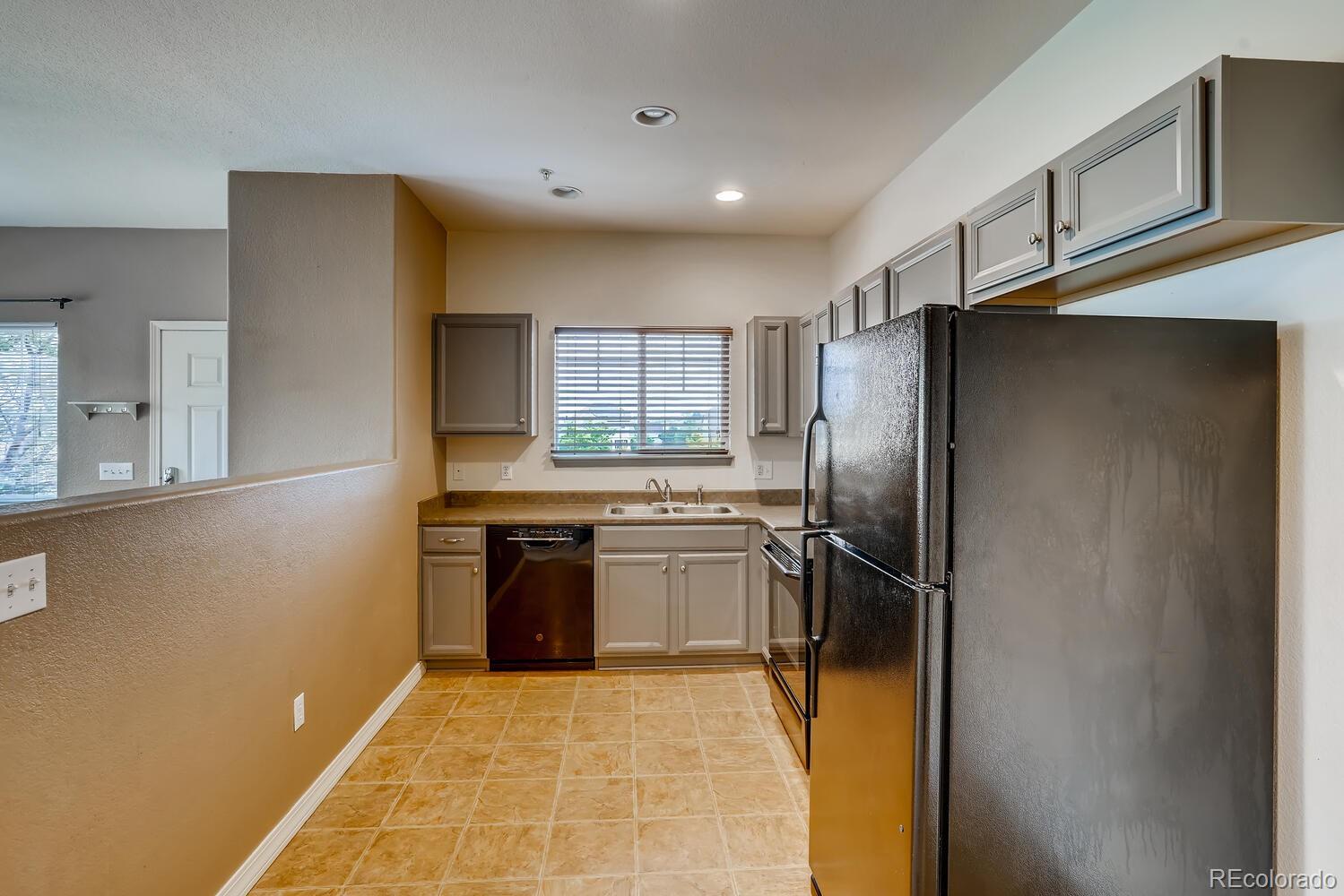 MLS Image #3 for 23445 e platte drive,aurora, Colorado