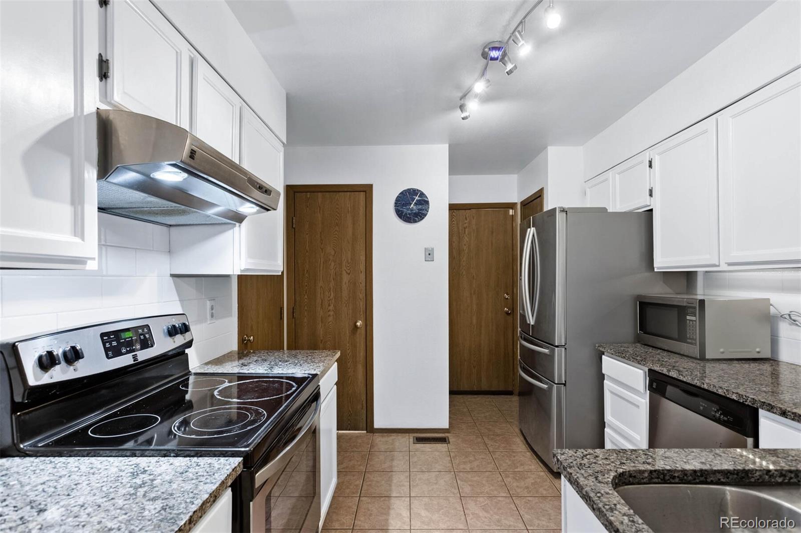 MLS Image #9 for 7373 e iowa avenue,denver, Colorado