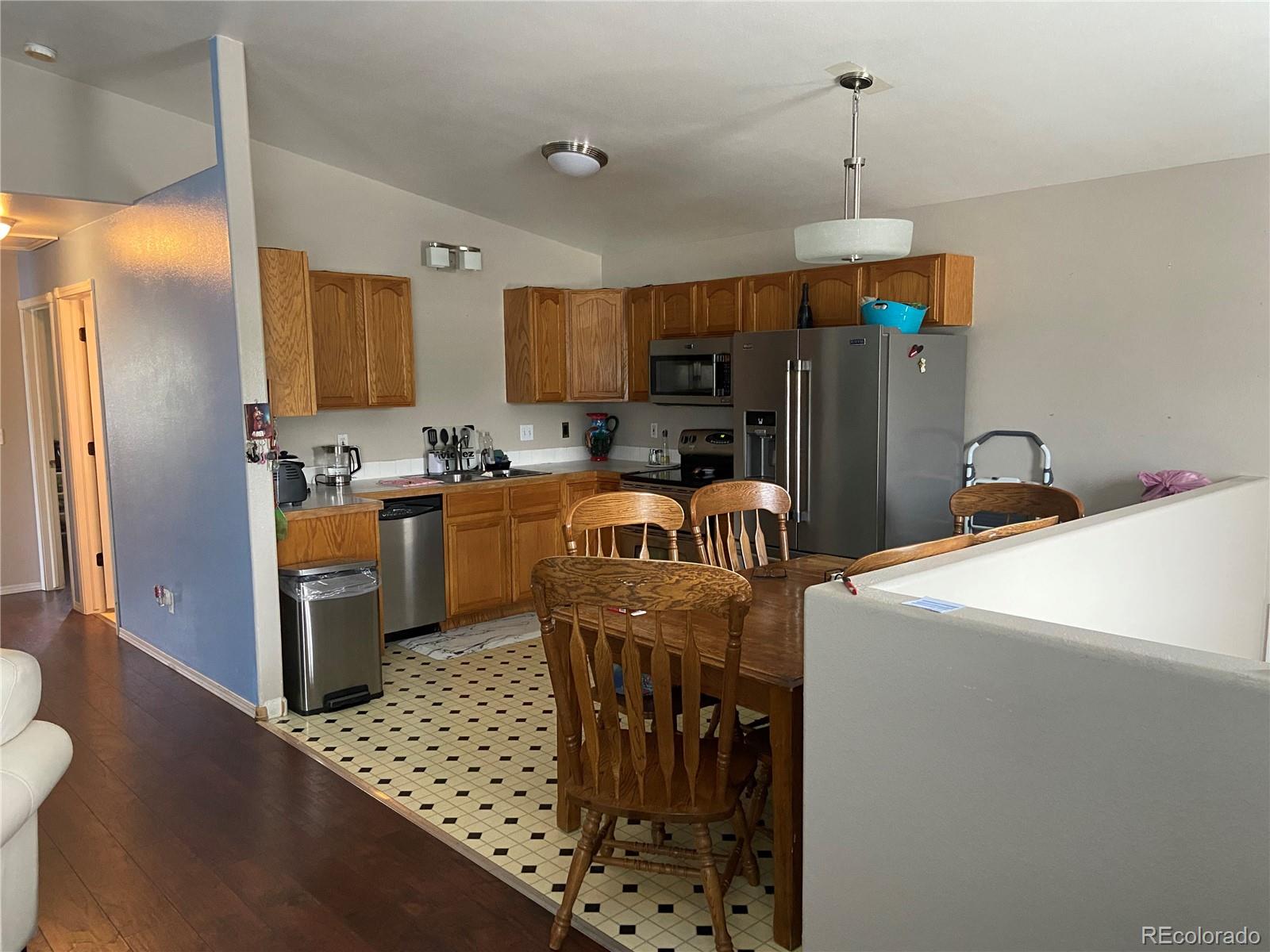 MLS Image #11 for 203 e 22nd street,greeley, Colorado